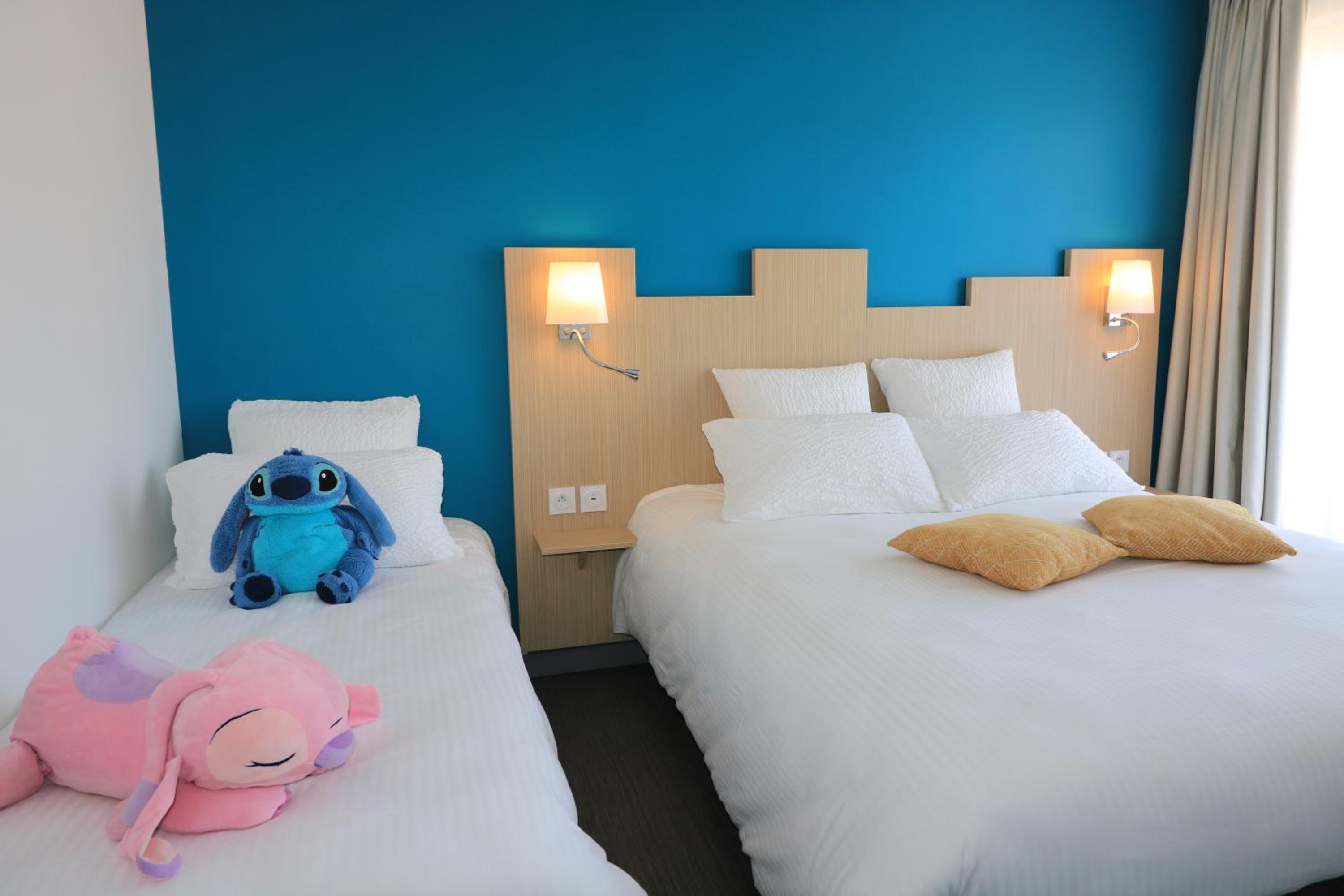 Triple Room with Balcony