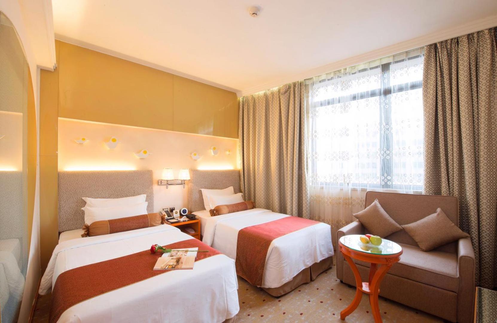 Standard Twin Room - Photo 1
