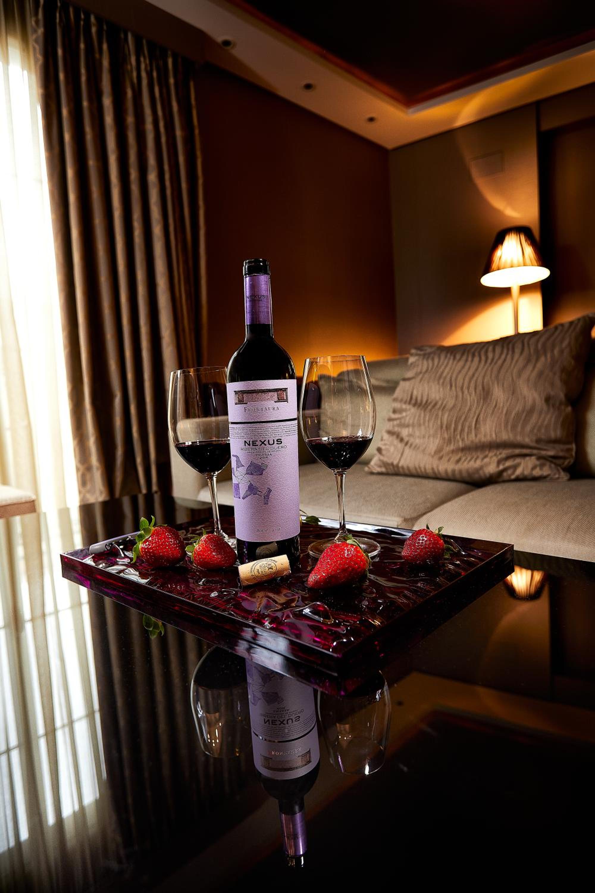 Deluxe Suite - Photo 1