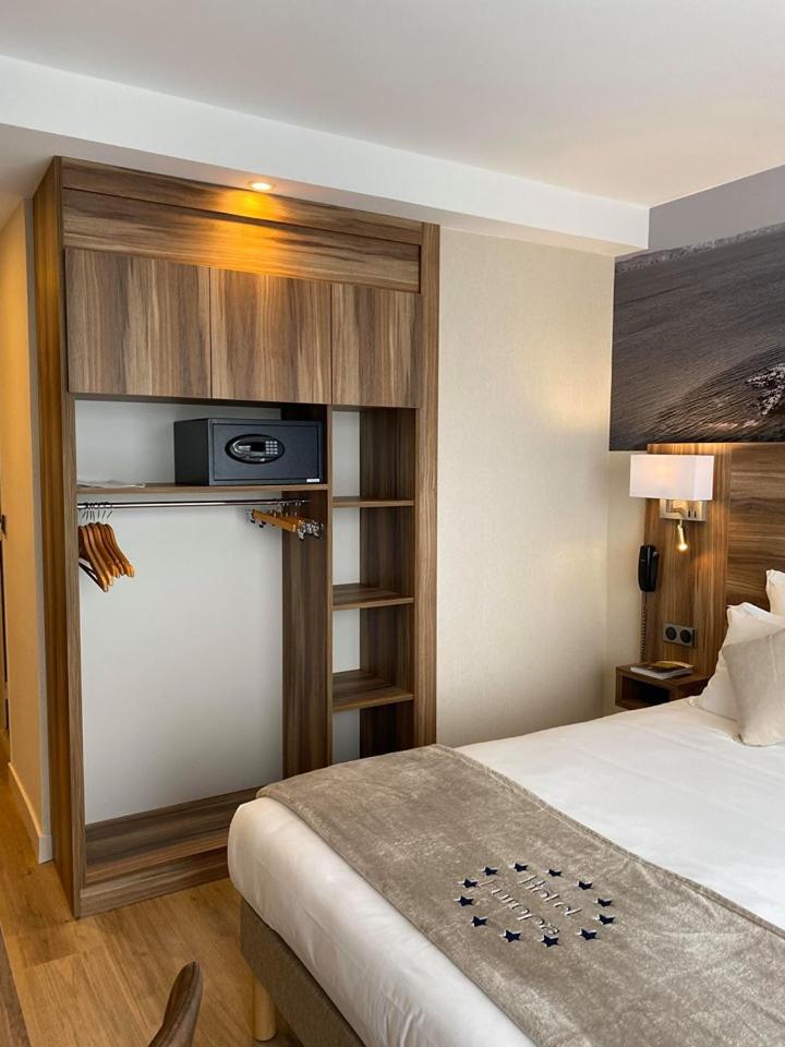 Elegance Double Room with Garden View  - Photo 9