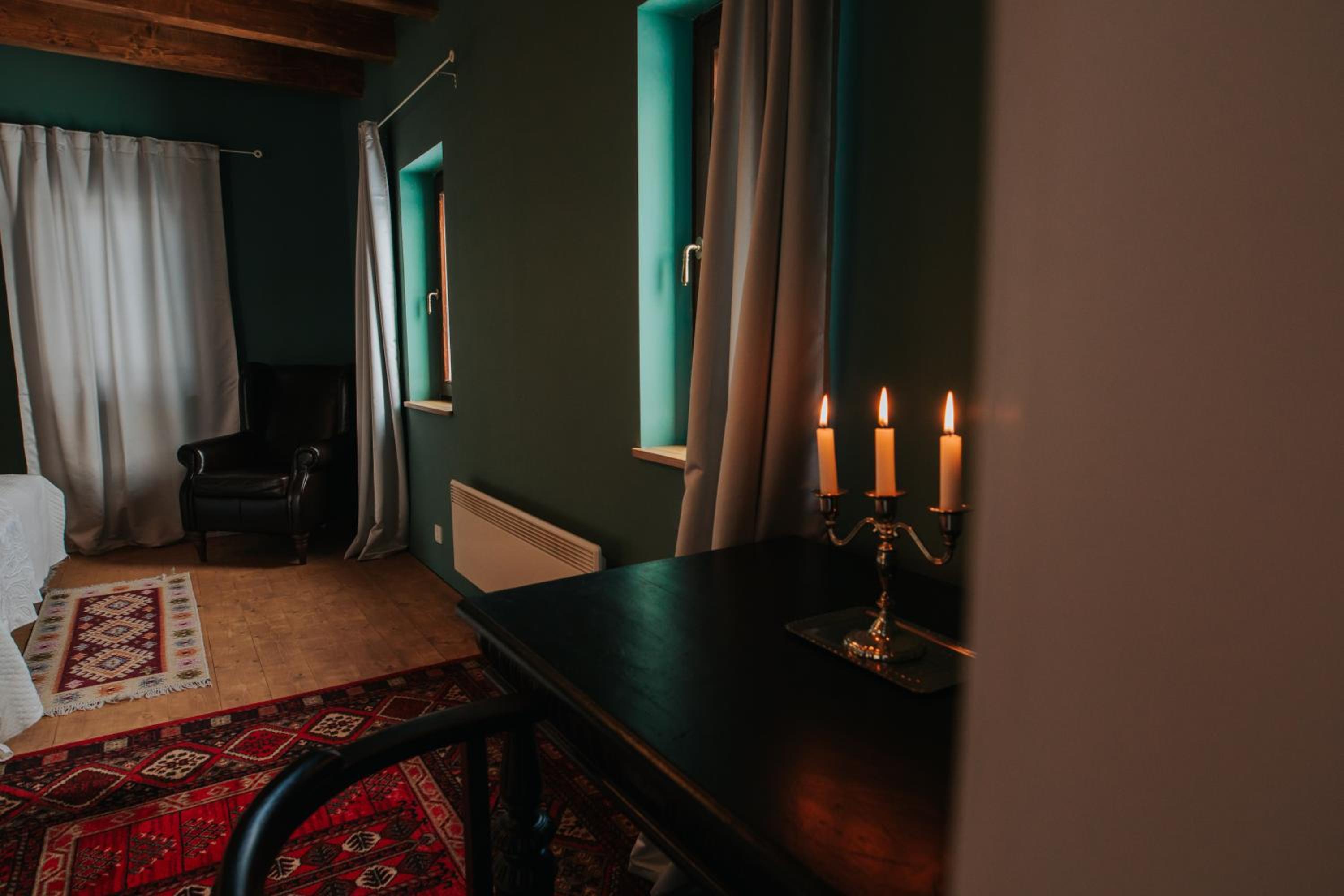 Three-Bedroom House - Photo 31