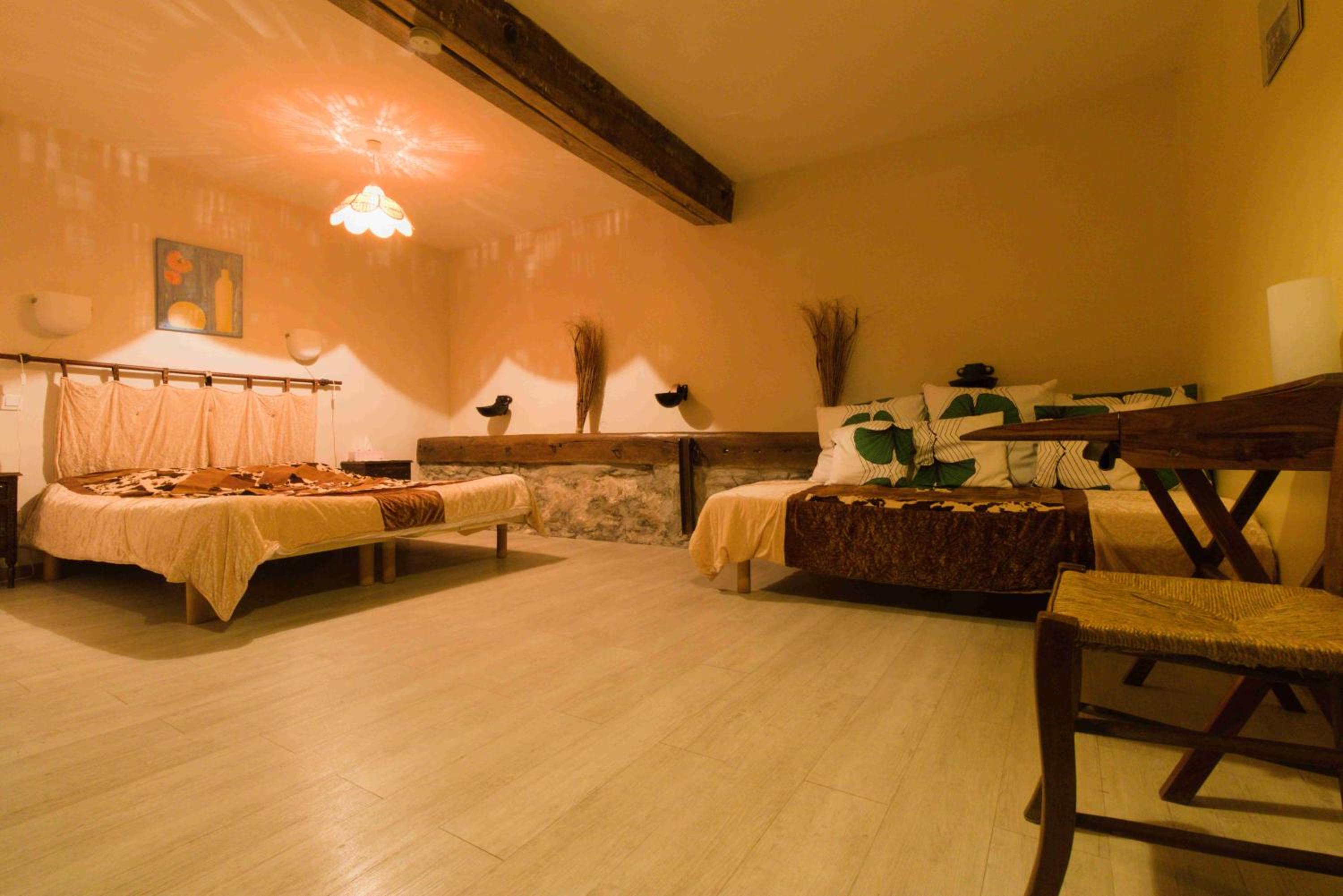 Double or Twin Room - Photo 2