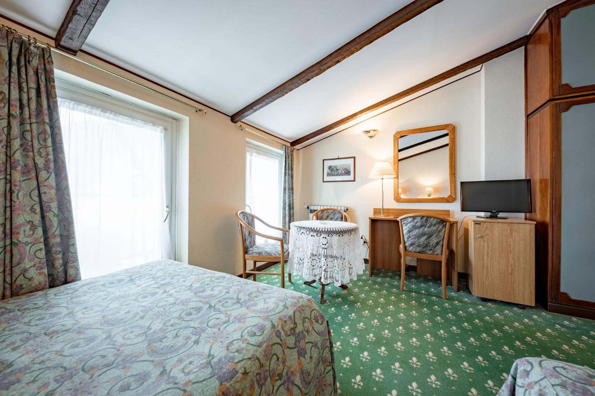 Superior Twin Room - Photo 1