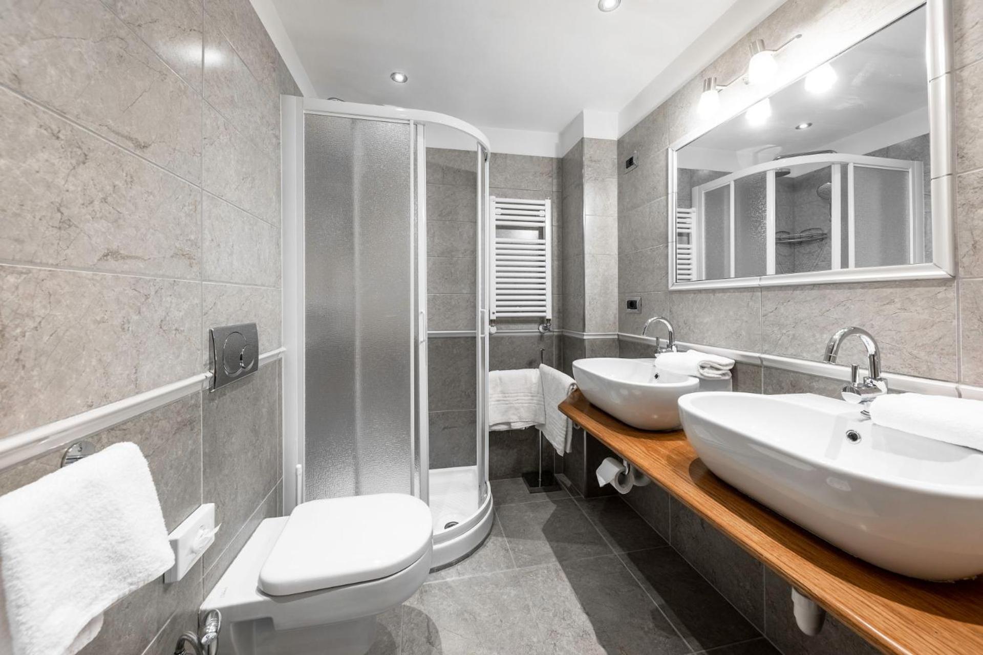 Superior Twin Room - Photo 2