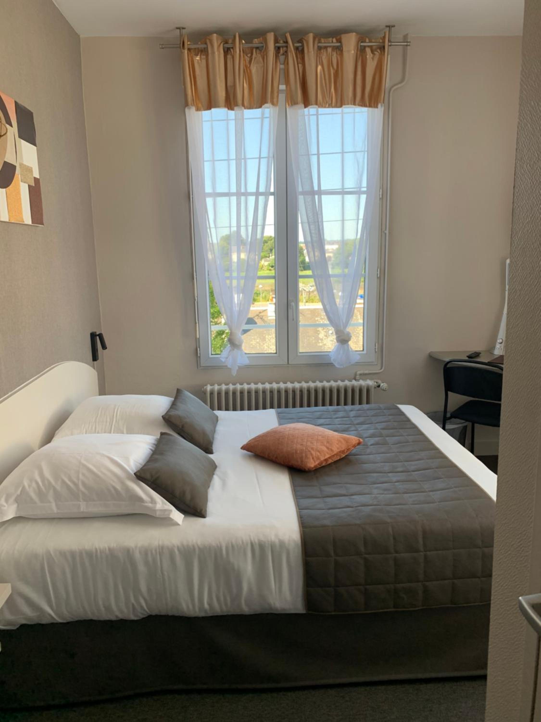 Double Room with Private Bathroom photo 3