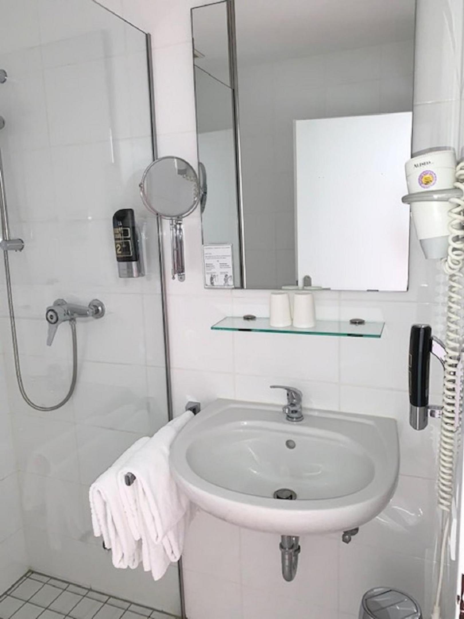 Triple Room - Photo 3