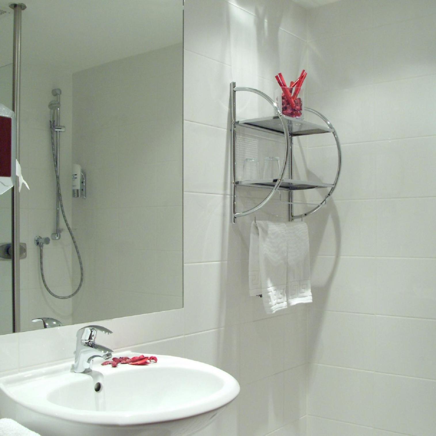 Comfort Double Room - Photo 2