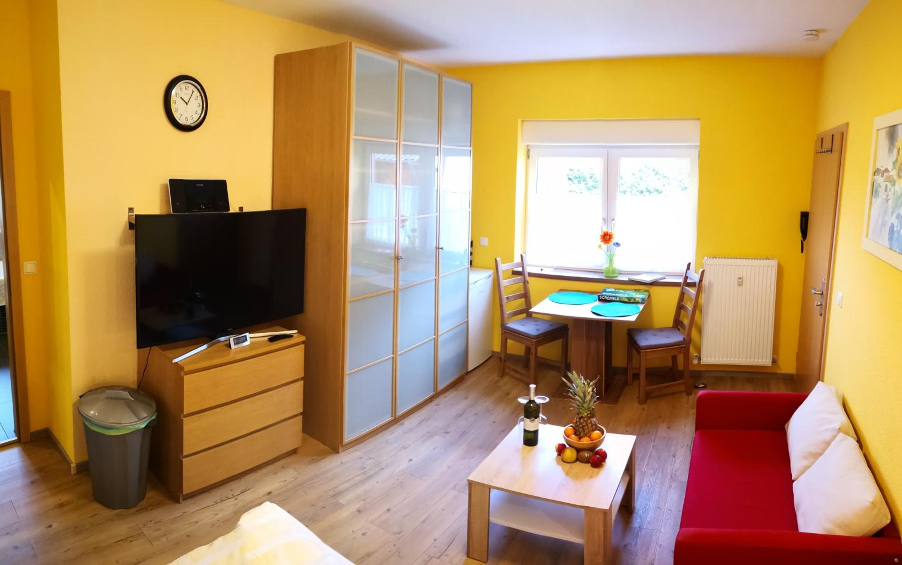 Deluxe Double Room (2 Adults + 1 Child) photo 3