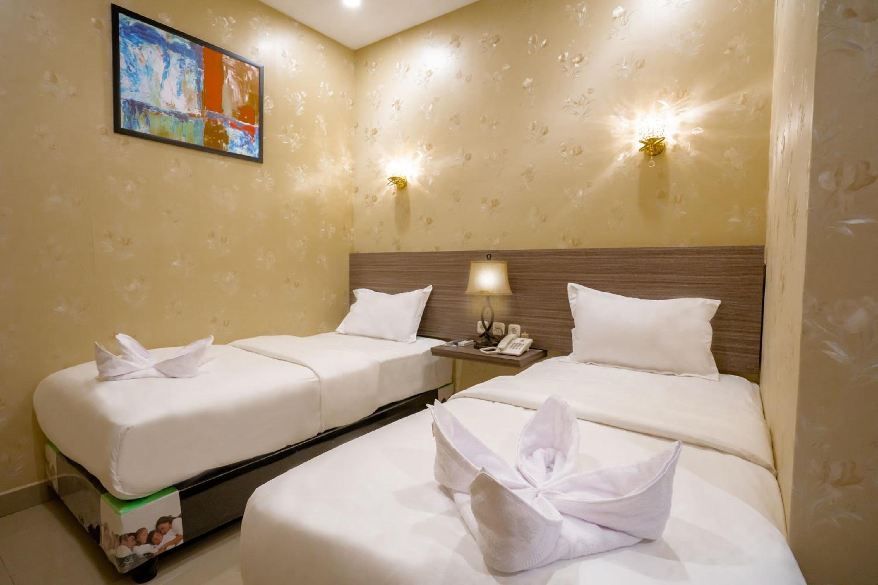Superior Twin Room - Photo 1