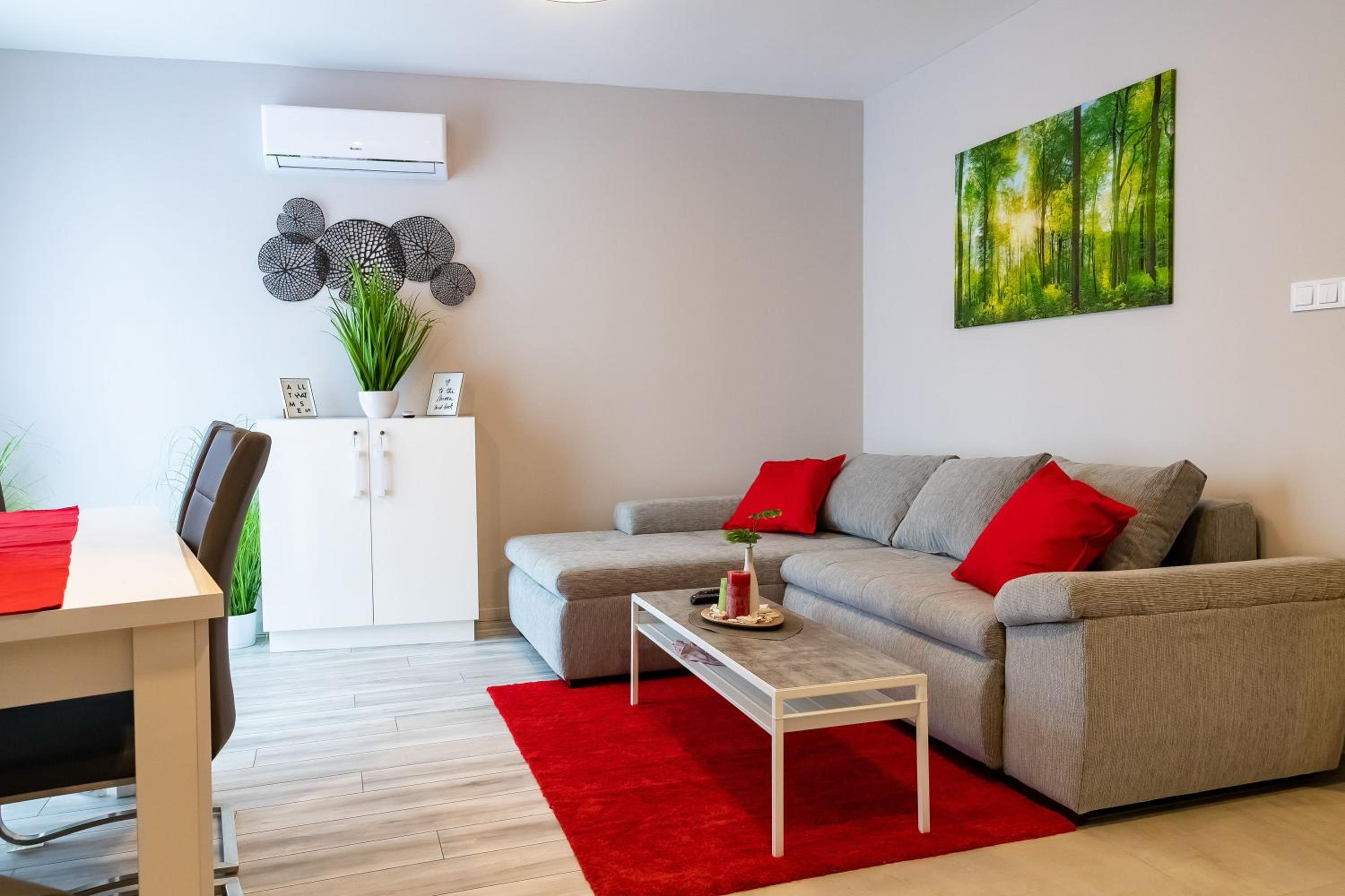 Apartment - Ground Floor - Photo 6