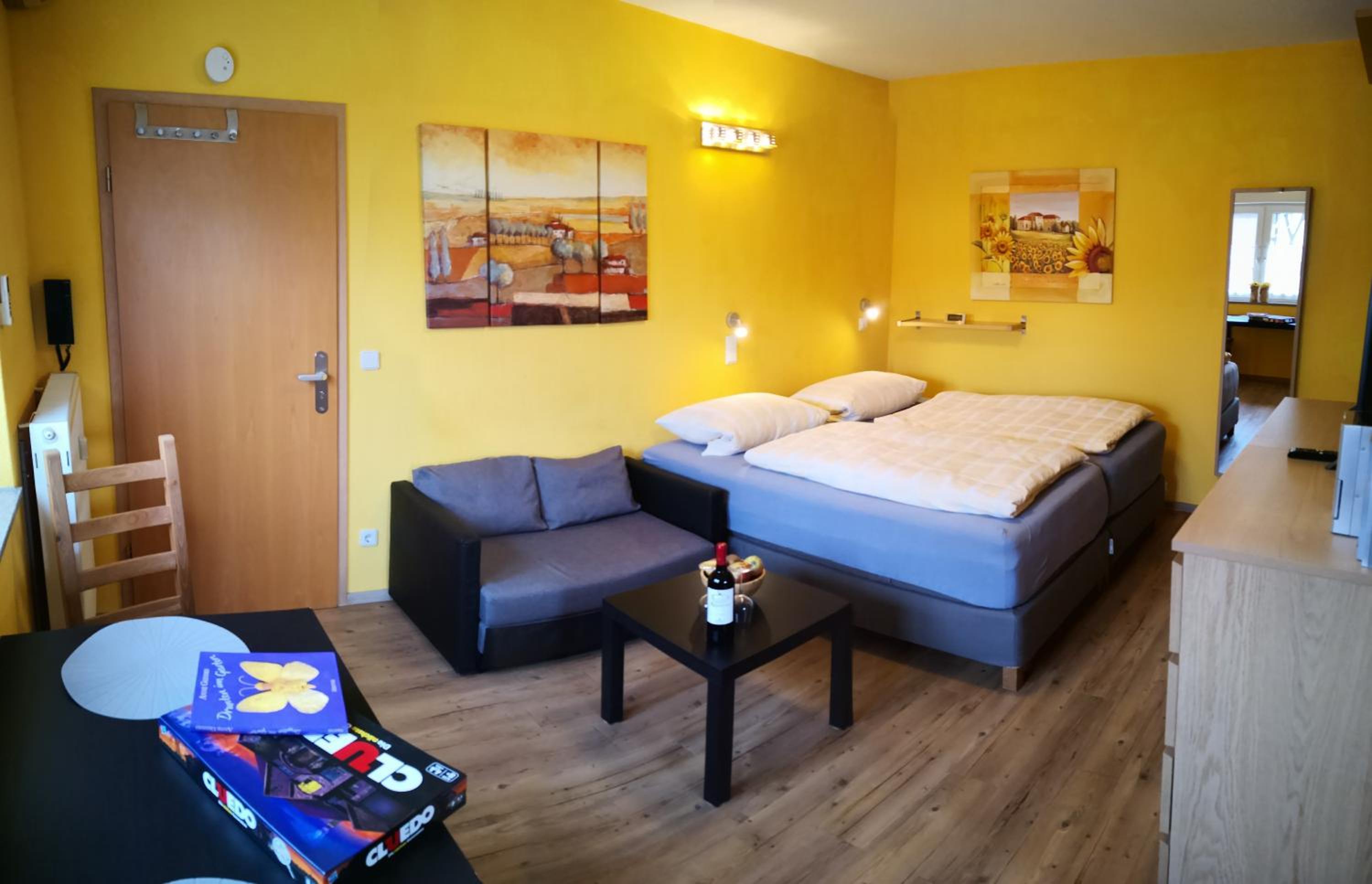 Deluxe Apartment photo 1
