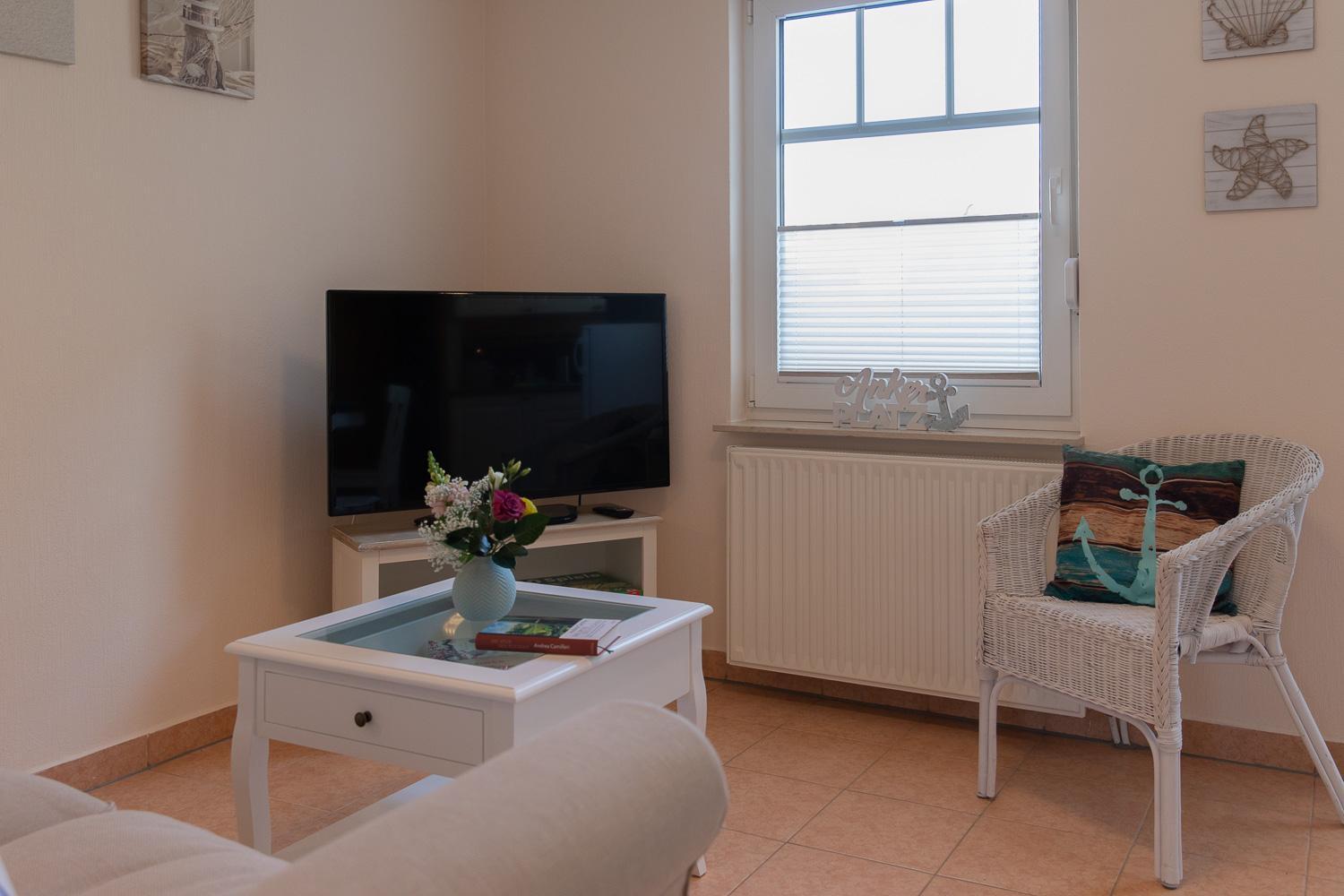 One-Bedroom Apartment - Photo 8