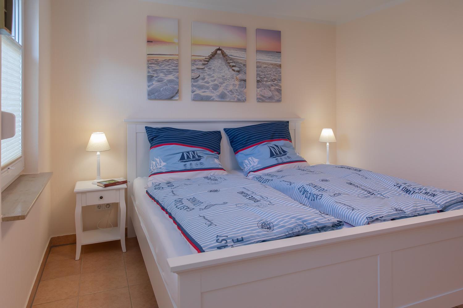 One-Bedroom Apartment - Photo 2