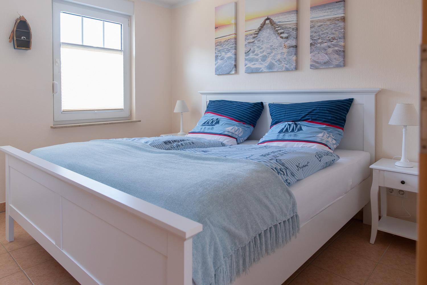 One-Bedroom Apartment - Photo 1