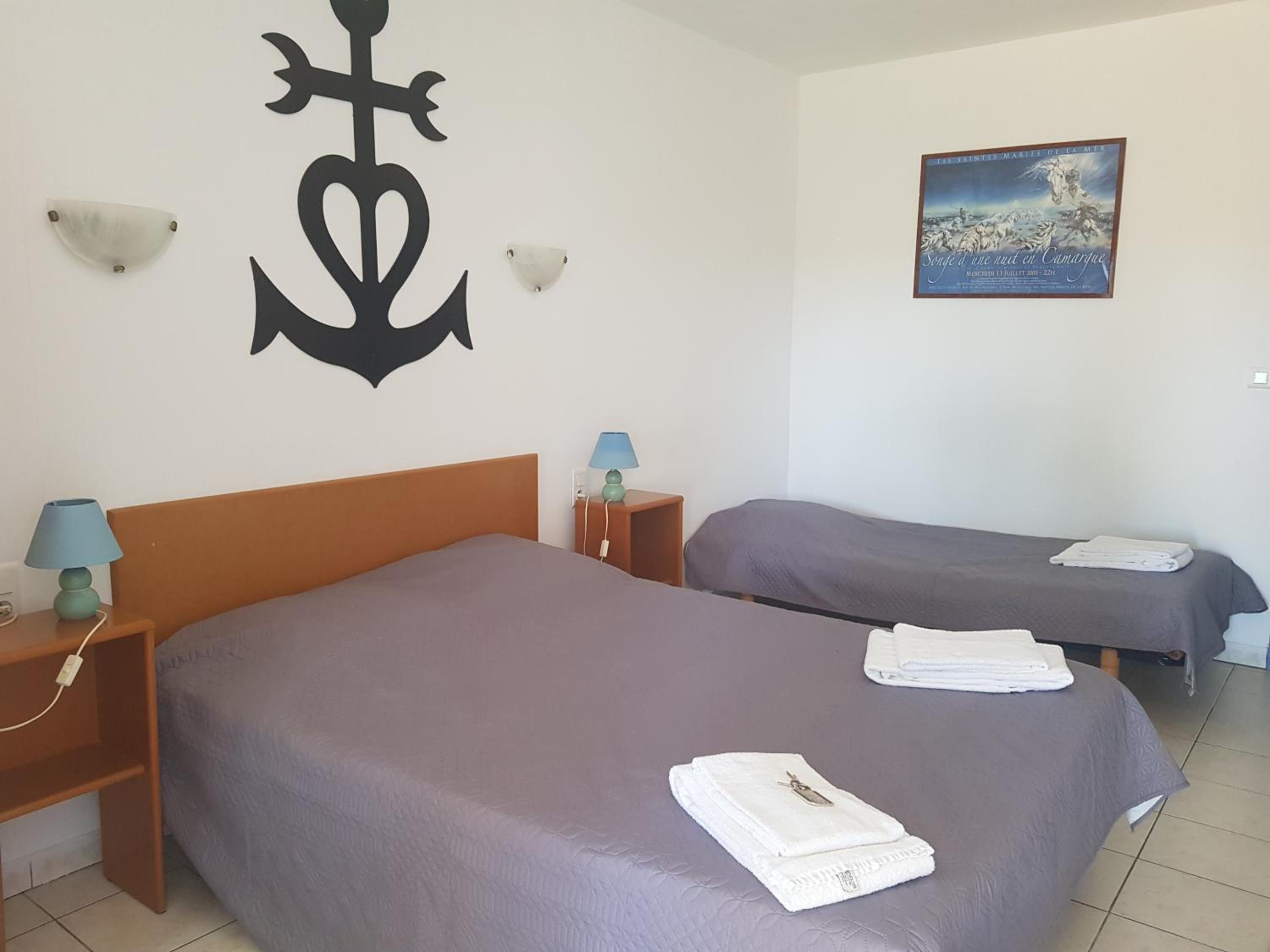 Double Room - Photo 10