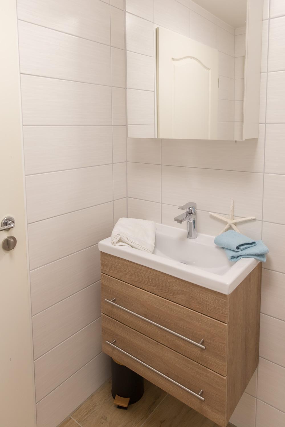 Studio Apartment - Photo 20