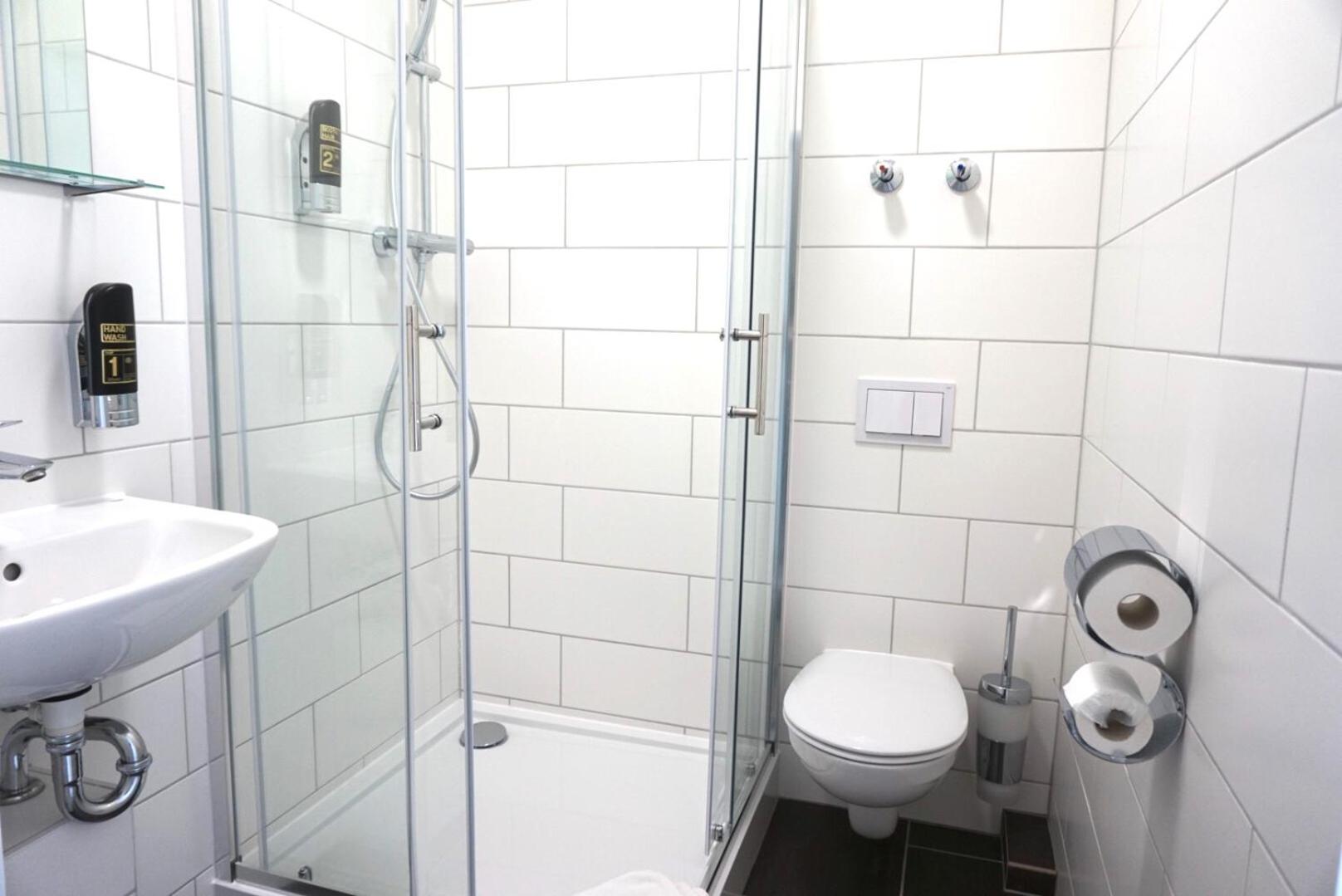 Studio Apartment photo 2