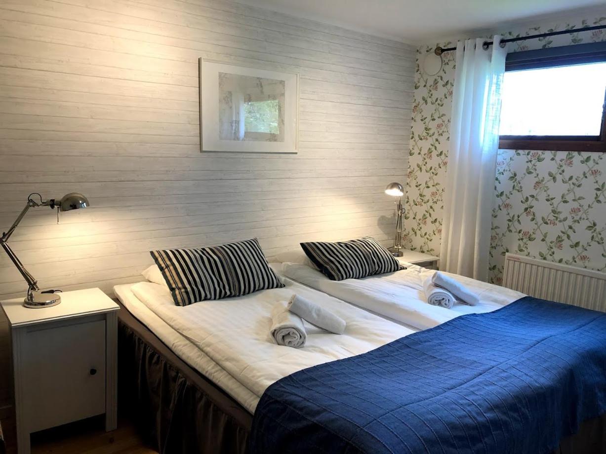 Double Room with Shared Bathroom - Annex photo 2
