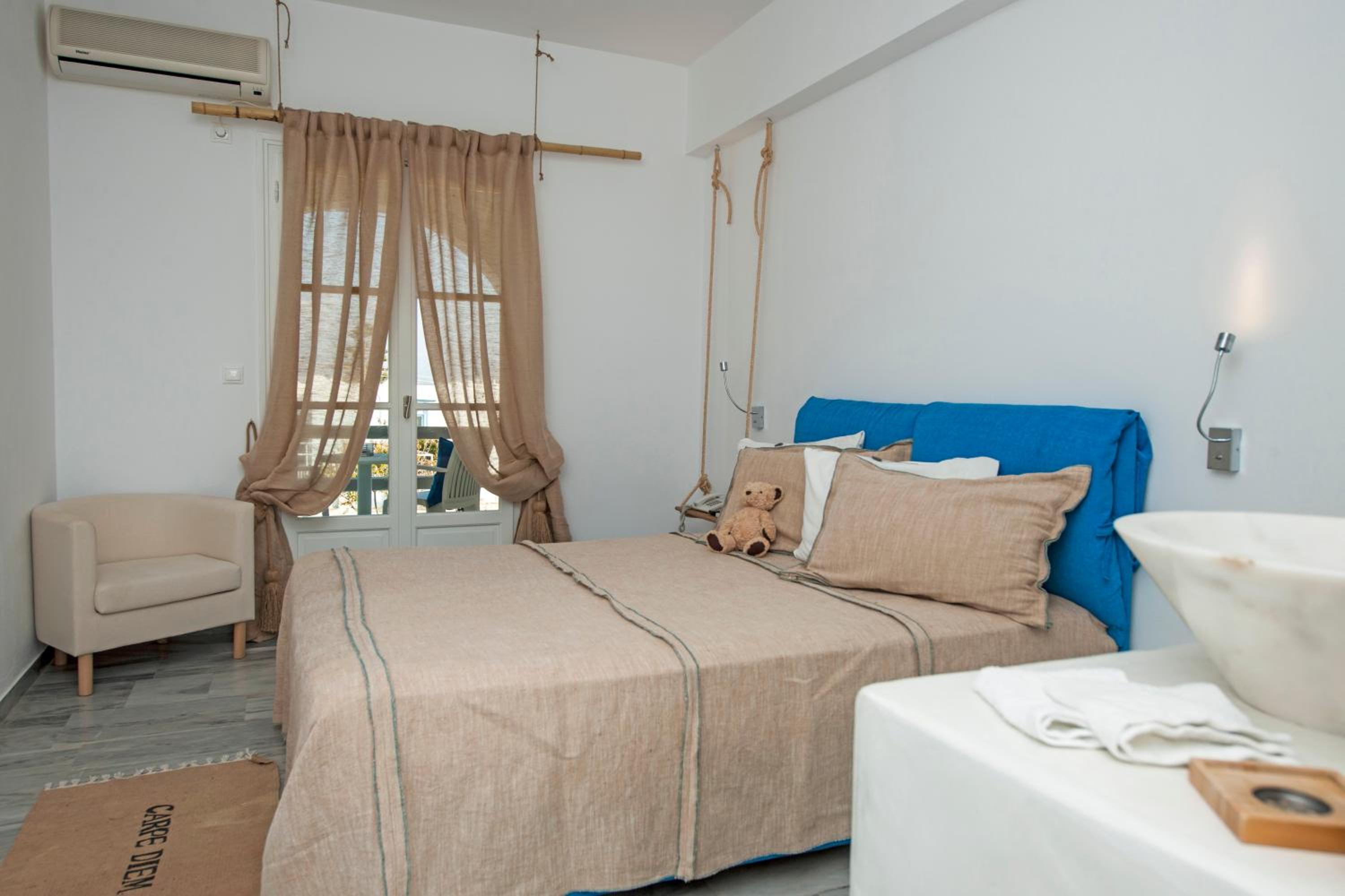 Standard Double Room - Photo 19