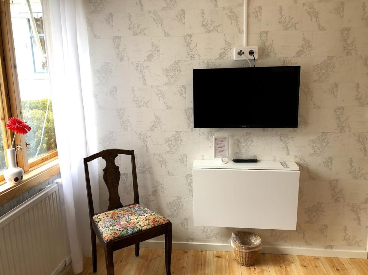 Standard Single Room with Shared Bathroom - Annex photo 3