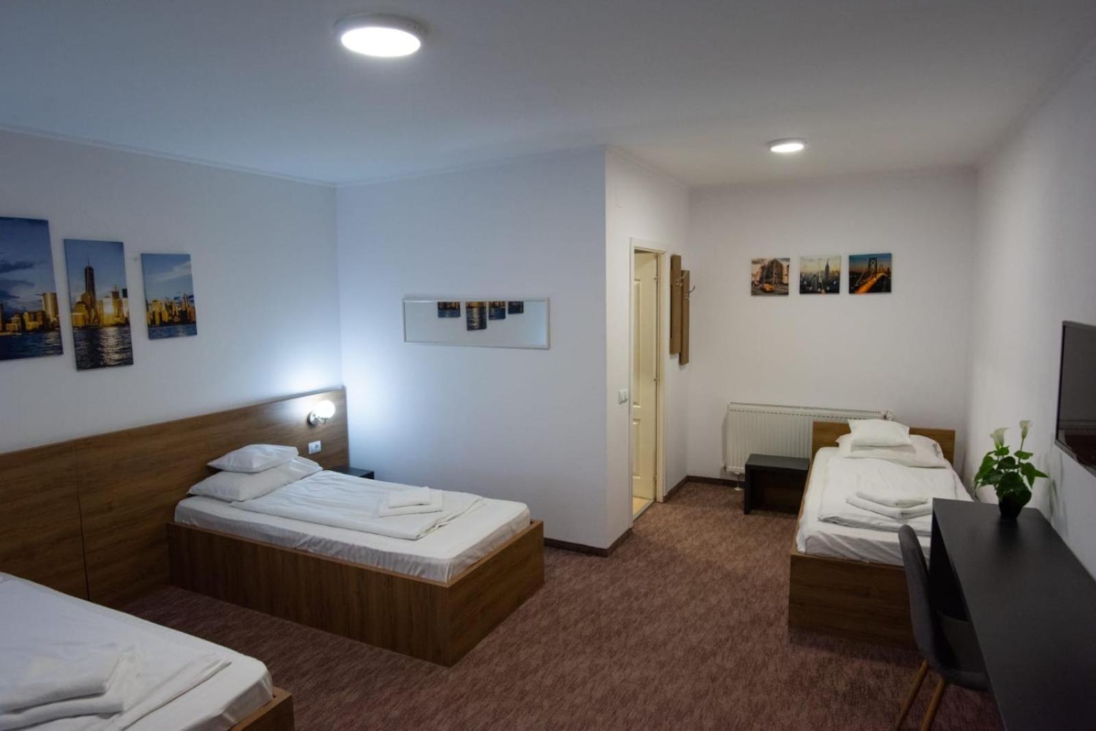 Triple Room - Photo 5