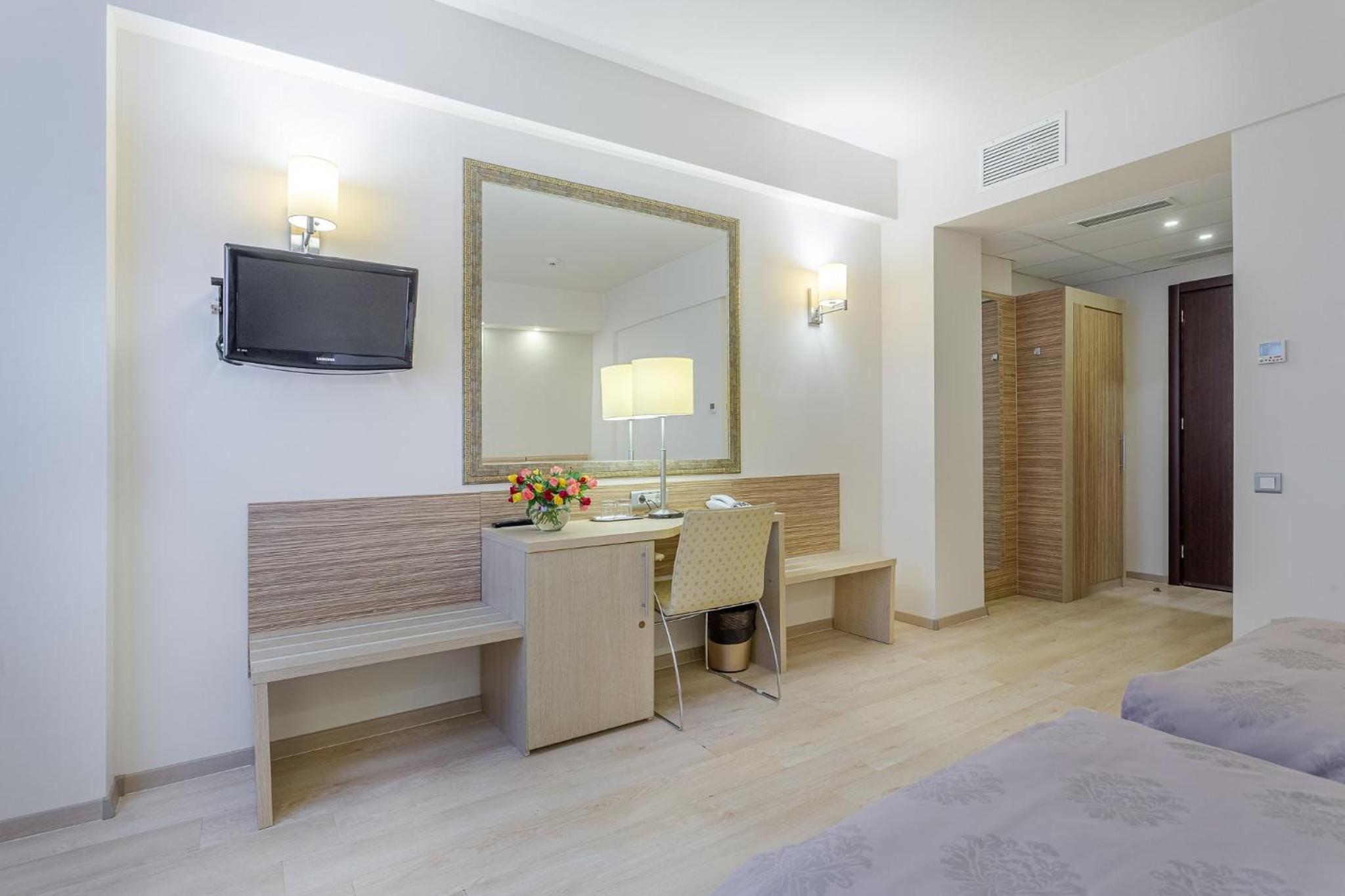 Standard Twin Room-breakast excluded - Photo 1
