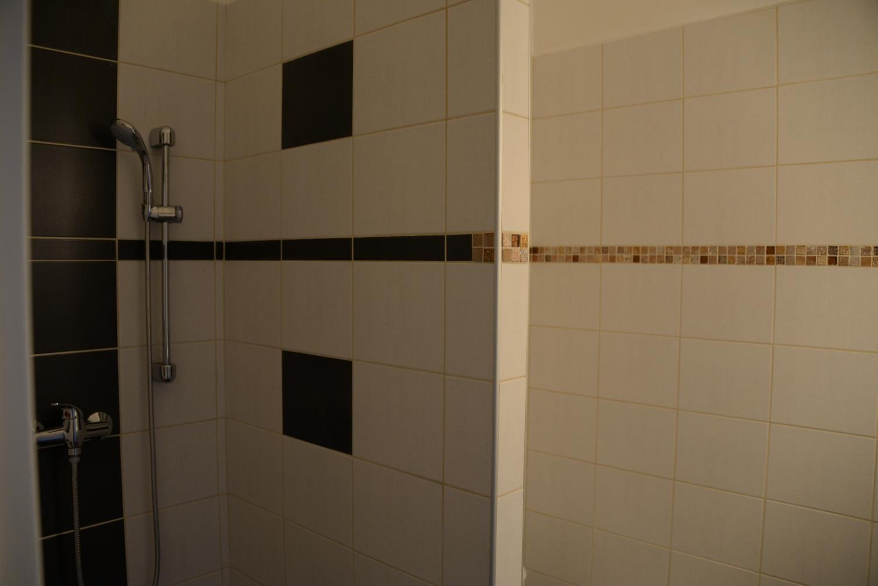 Double or Twin Room photo 3