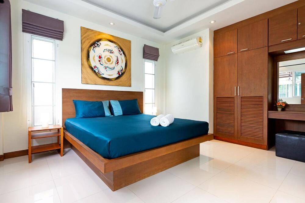 Villa photo 3