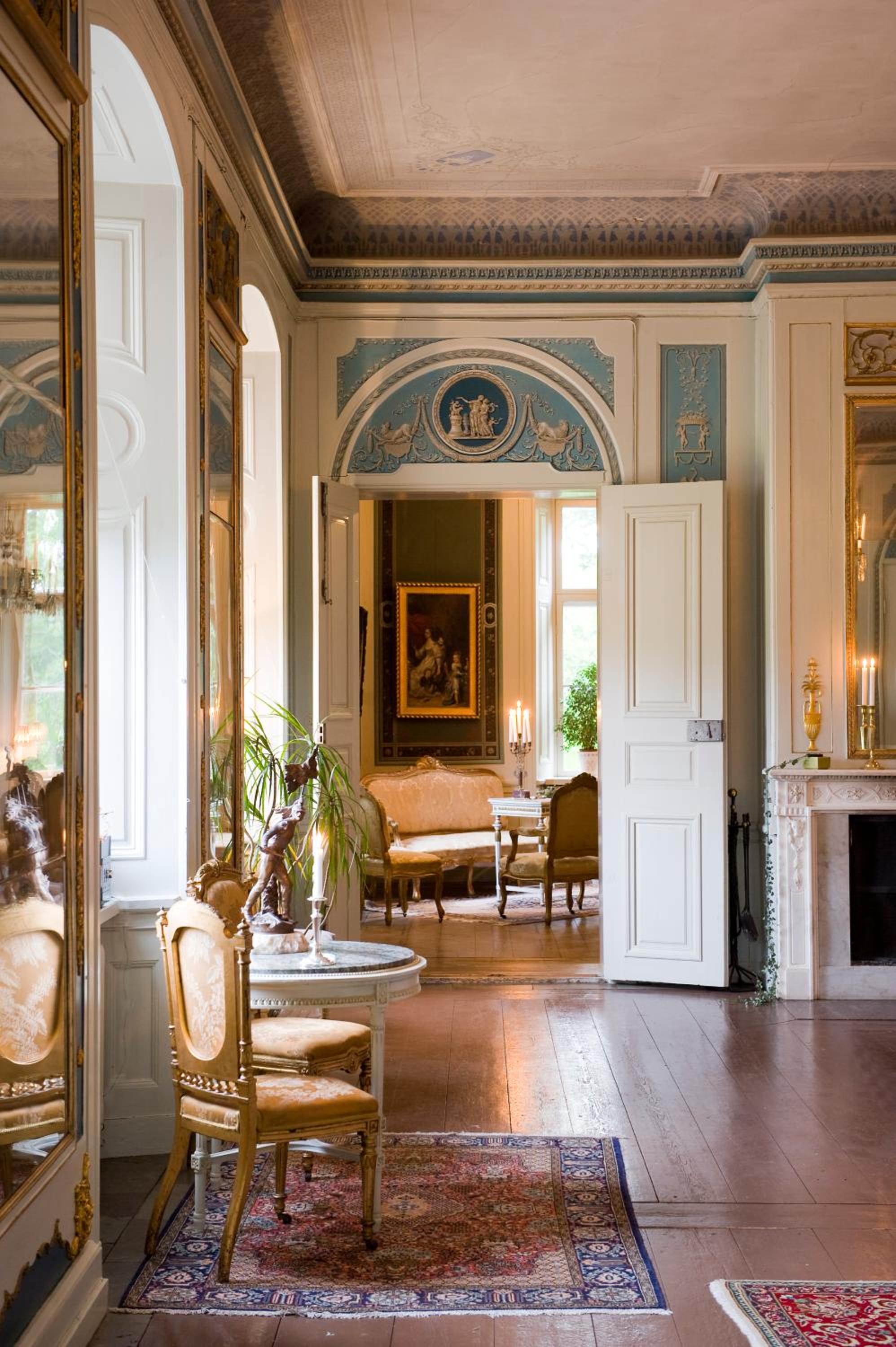 Suite with Garden View