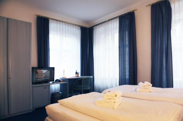 Double Room - Photo 1