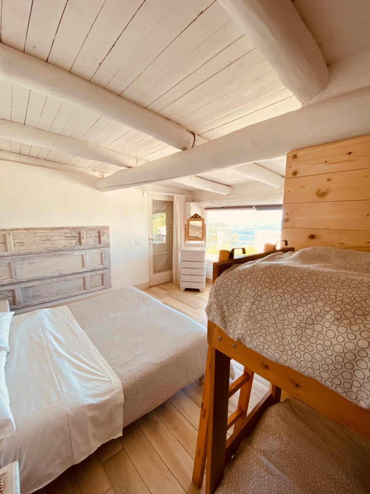 Quadruple Room with Terrace photo 2