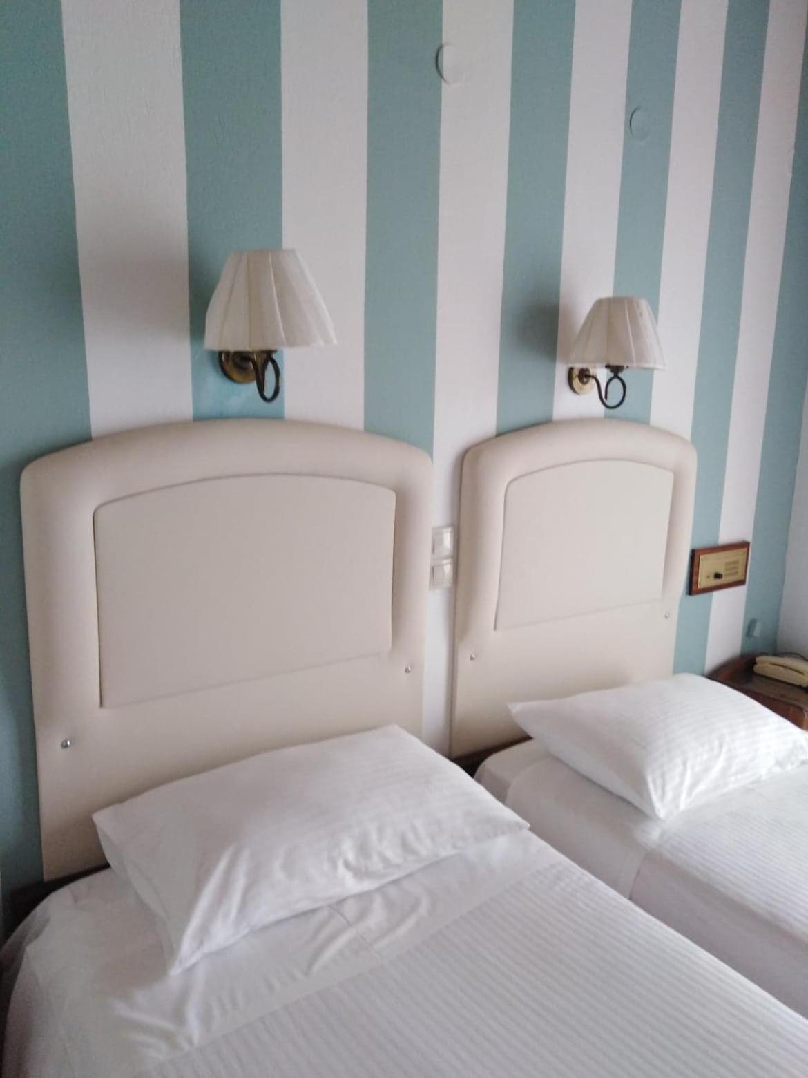 Double or Twin Room photo 3