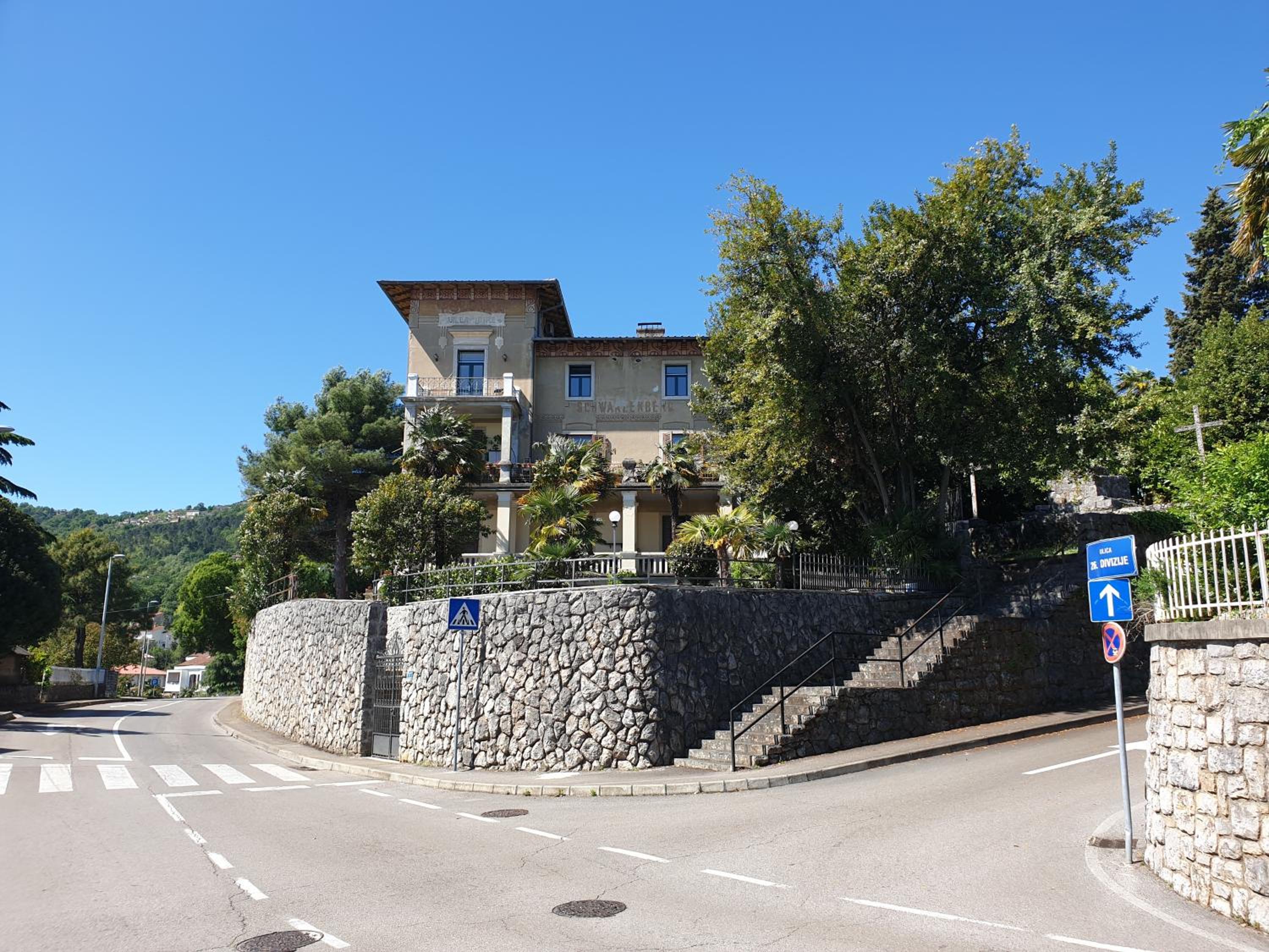 Apartment with Sea View photo 2