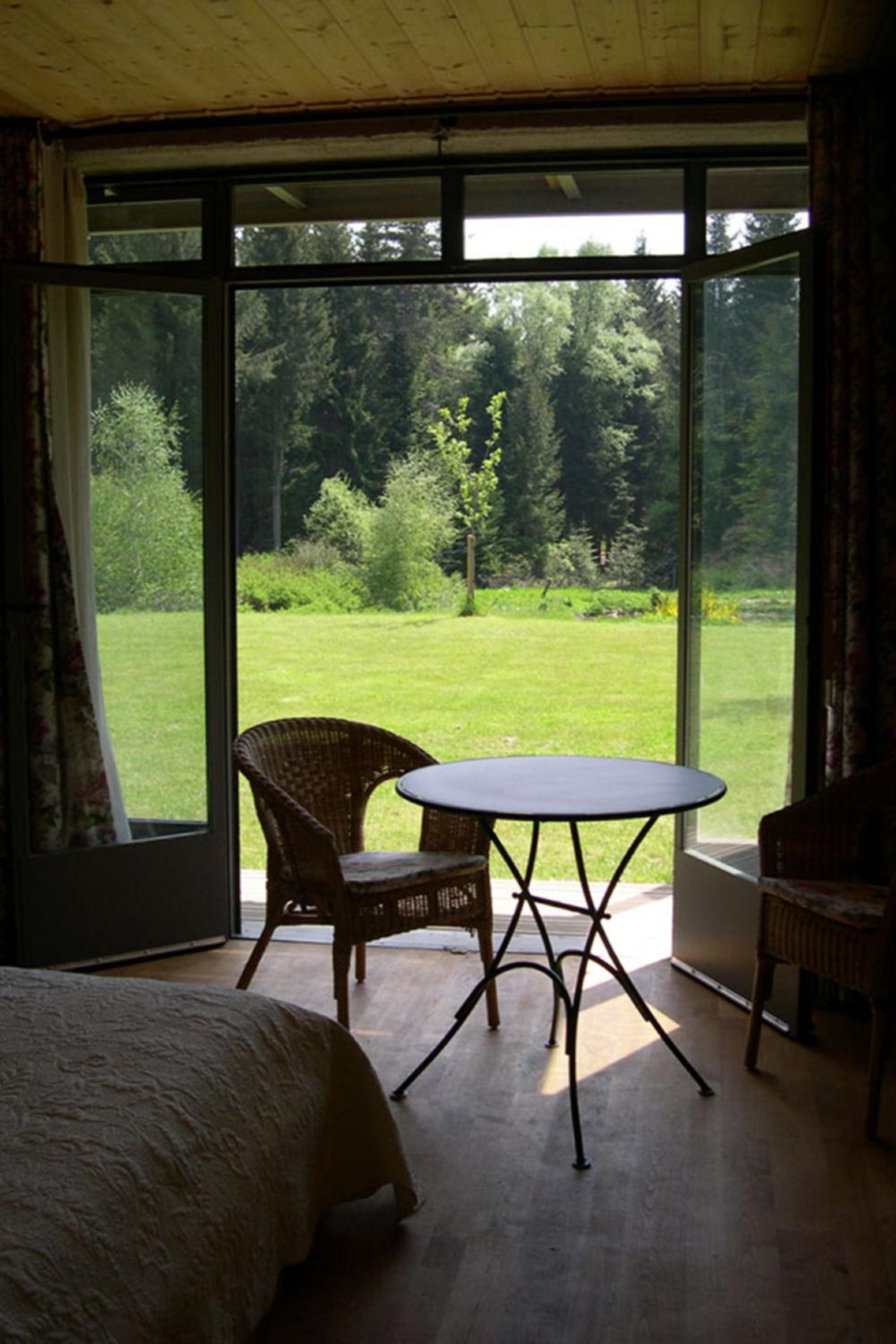 Standard Twin Room with Garden View