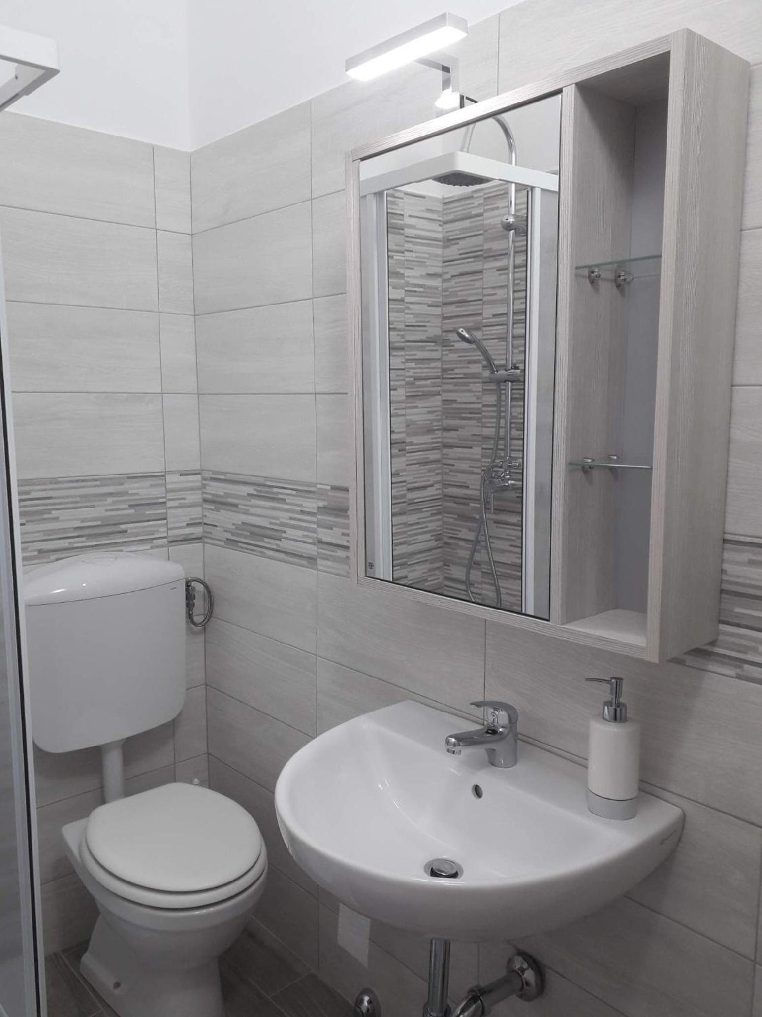 Double Room - Photo 13