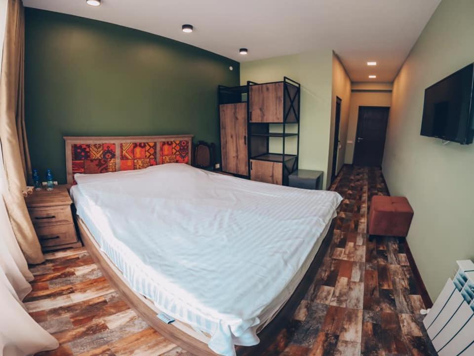 Budget Double Room photo 2