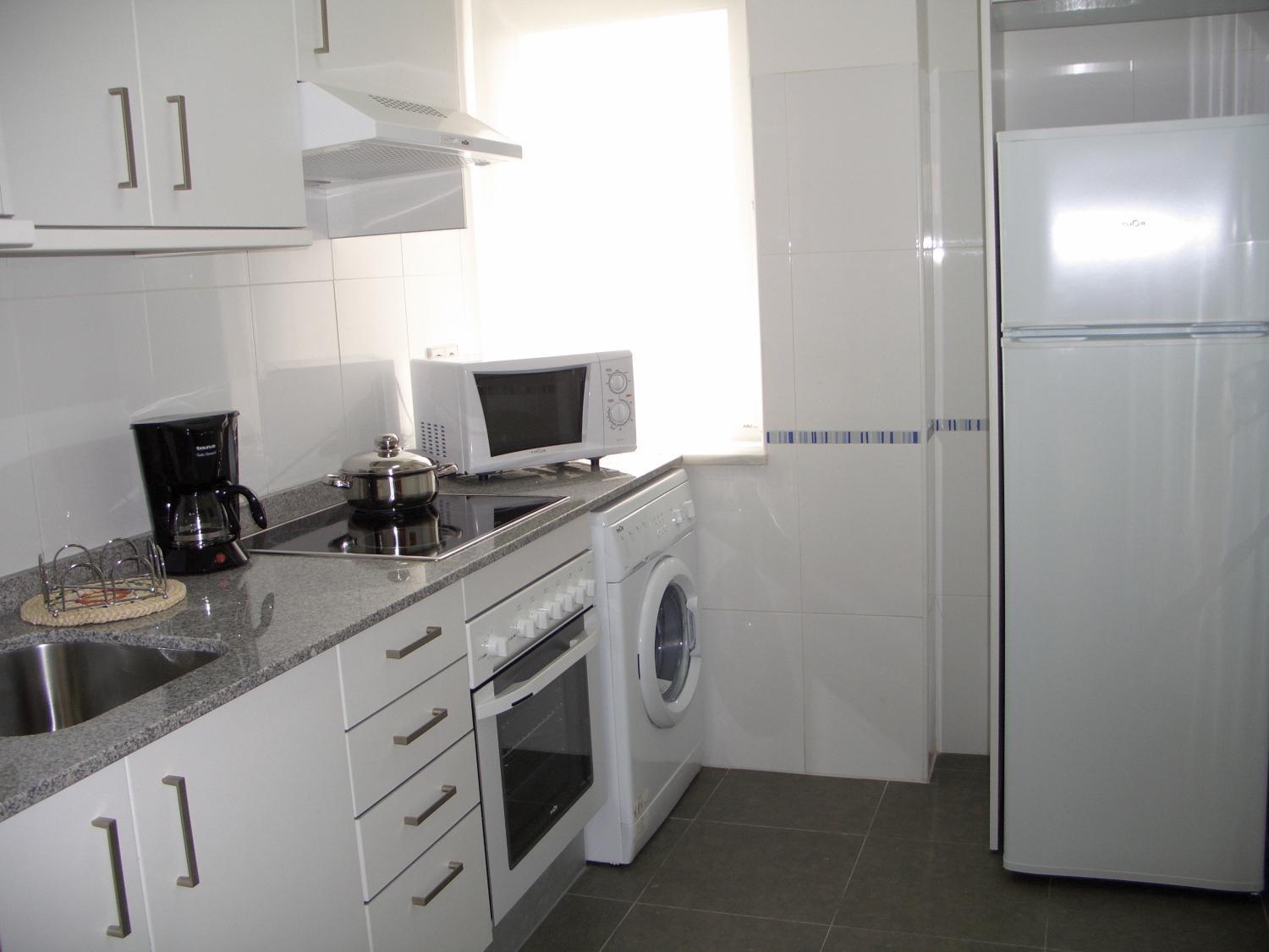 Two-Bedroom Apartment - Photo 3