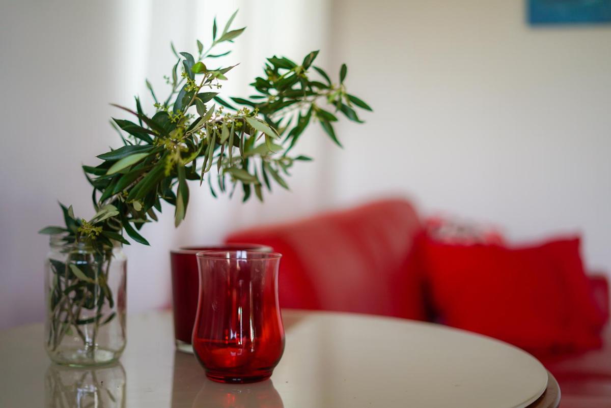 Apartment with Balcony photo 3