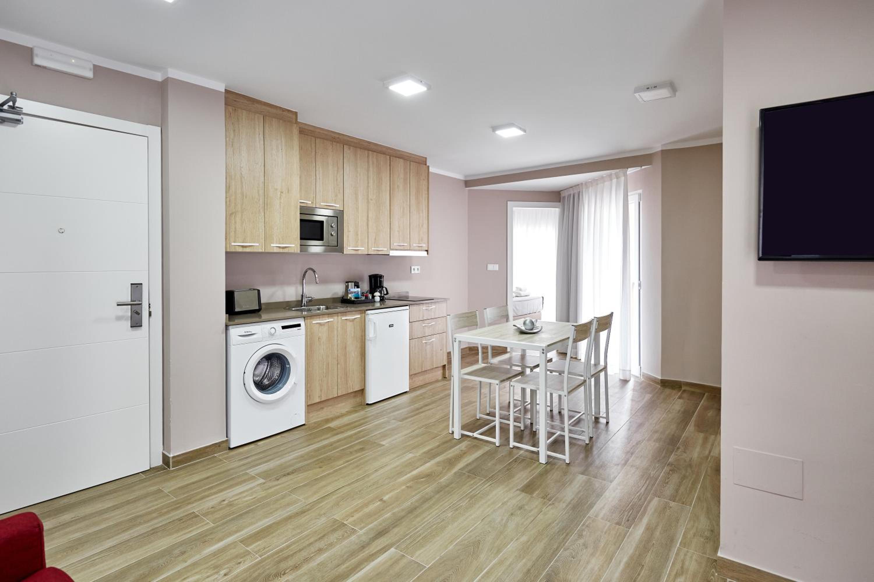 Superior Apartment - Photo 5