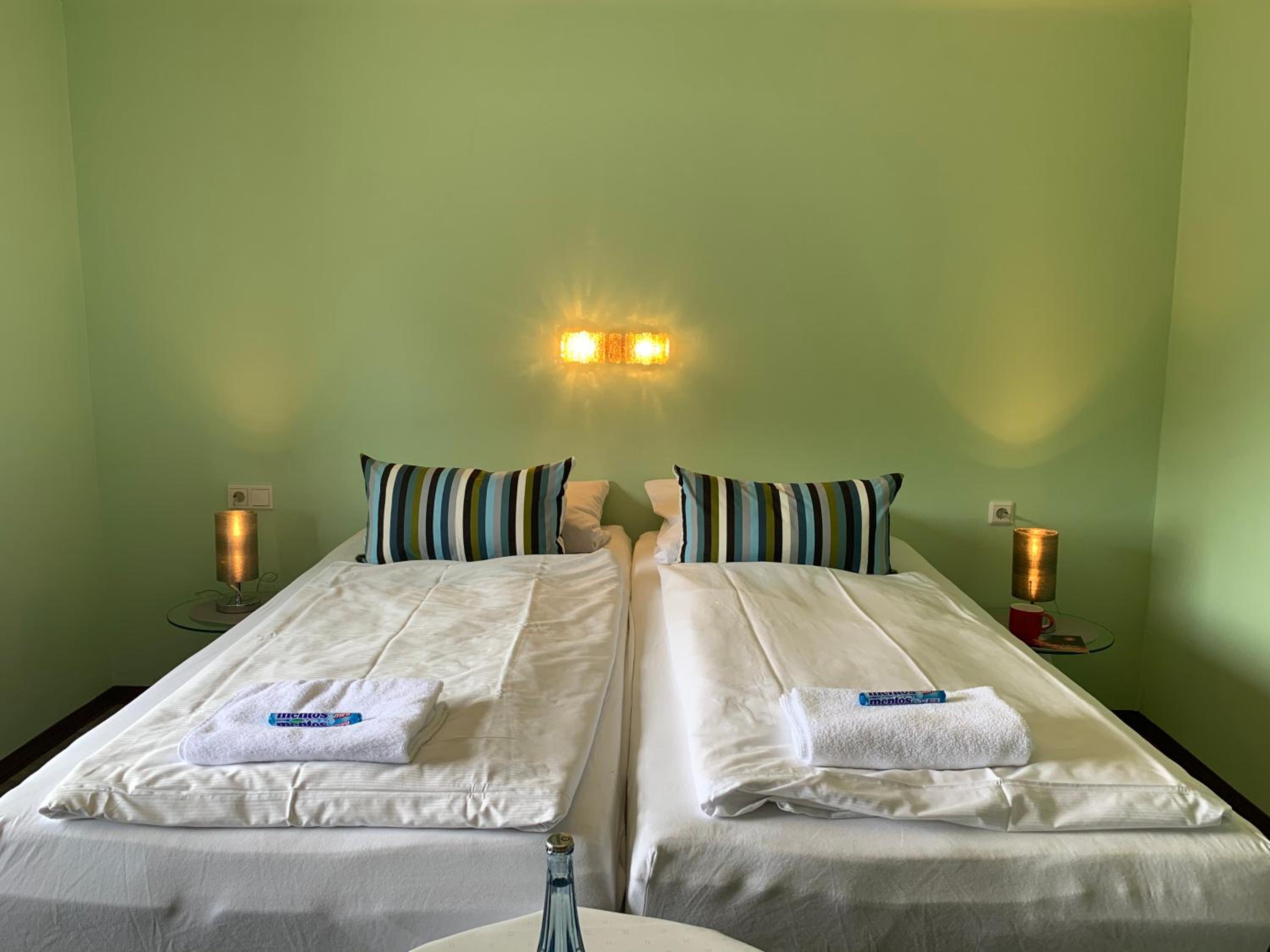King Room with Mountain View photo 2