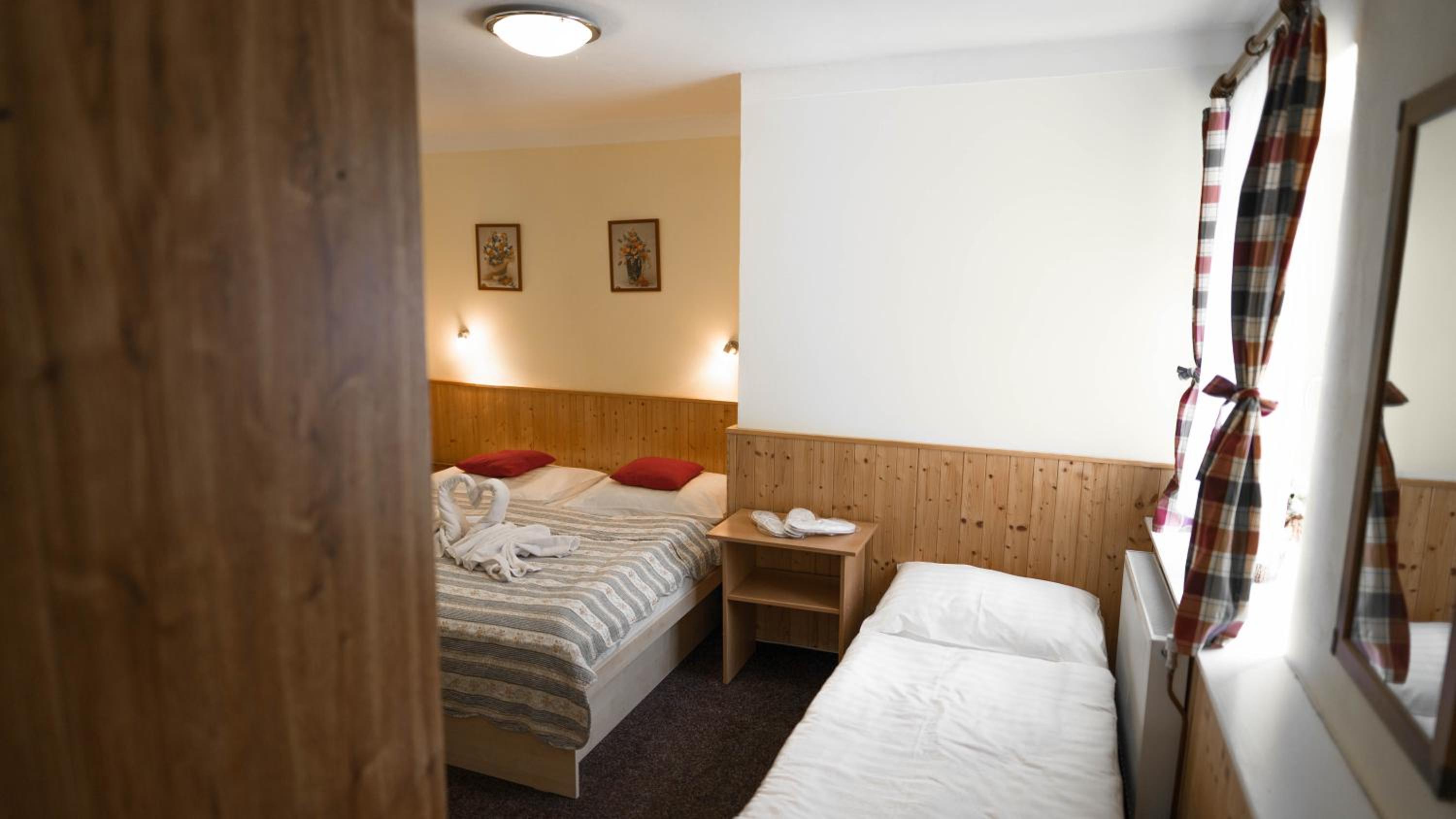 Standard Triple Room photo 3