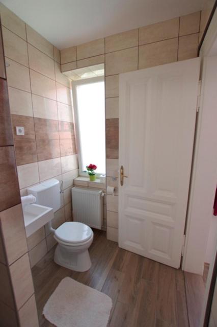 Two-Bedroom Suite photo 3