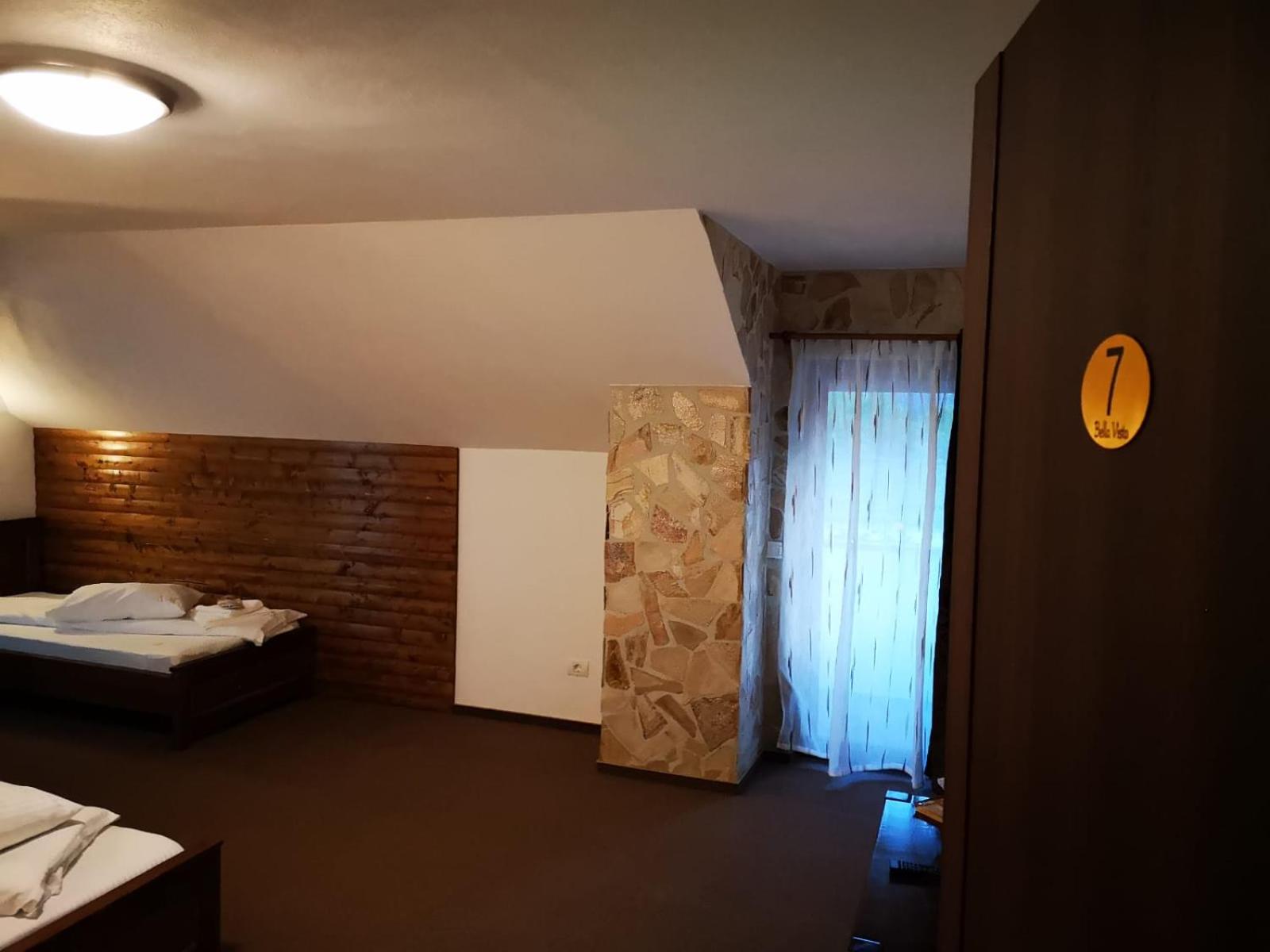 Triple Room - Photo 3