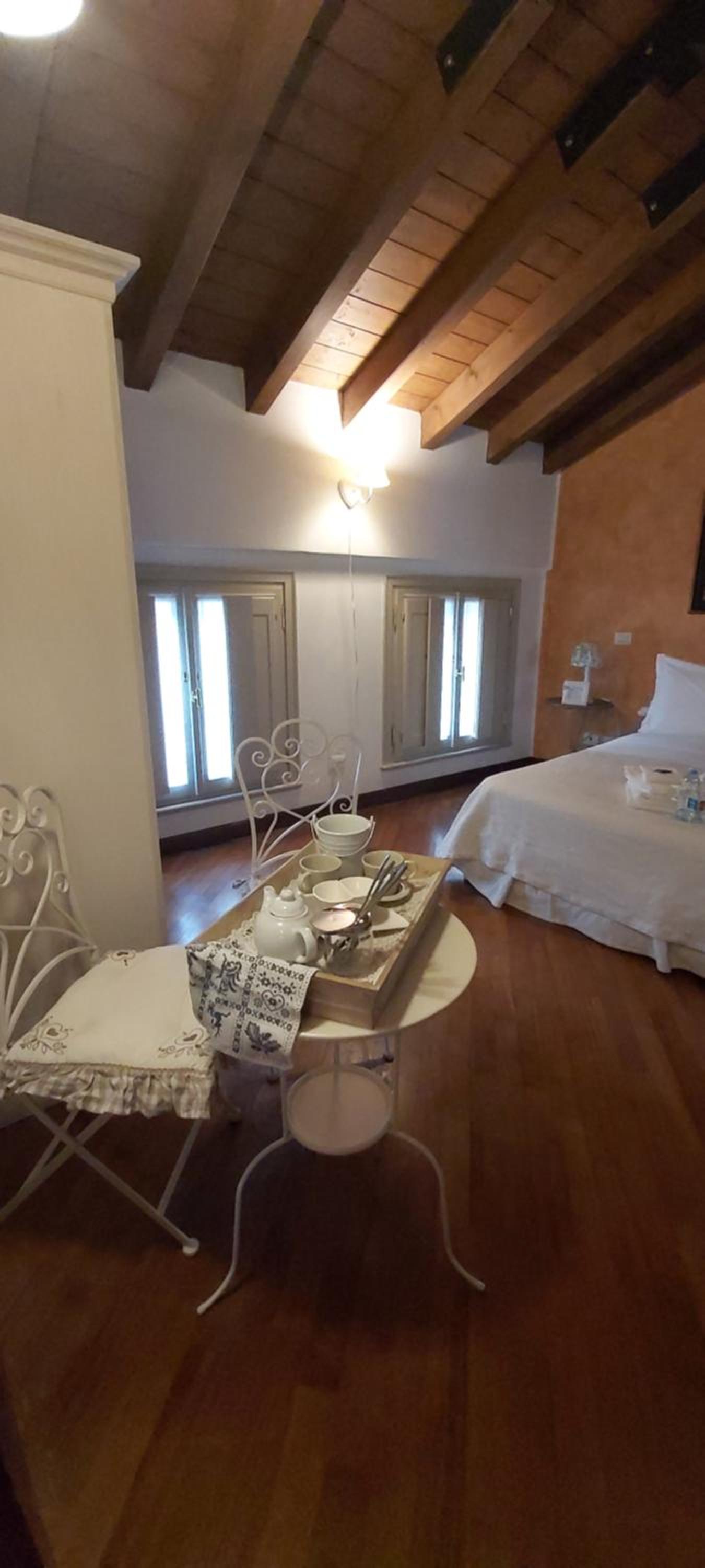 Superior Double Room - Photo 8
