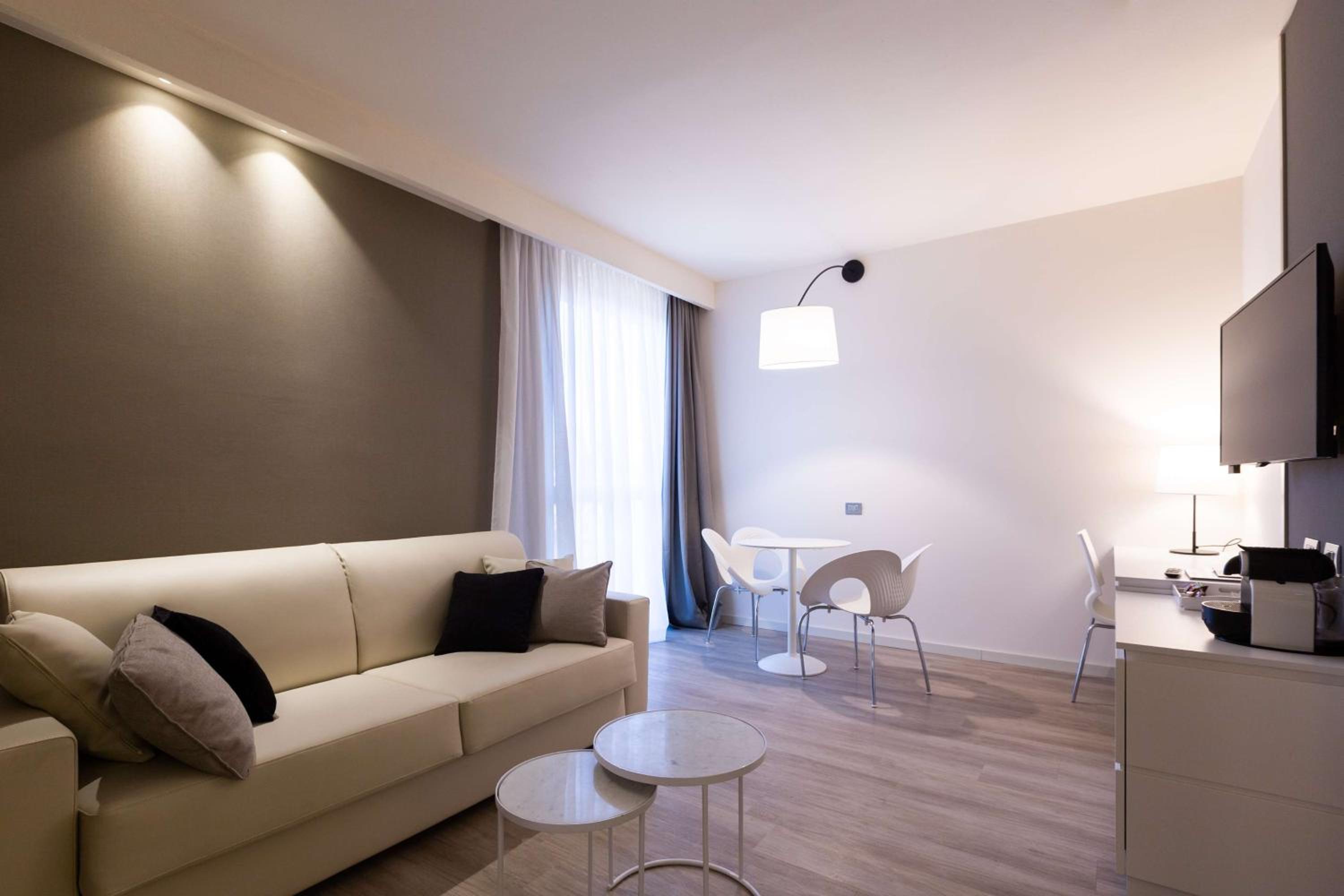 Junior Suite - Photo 2