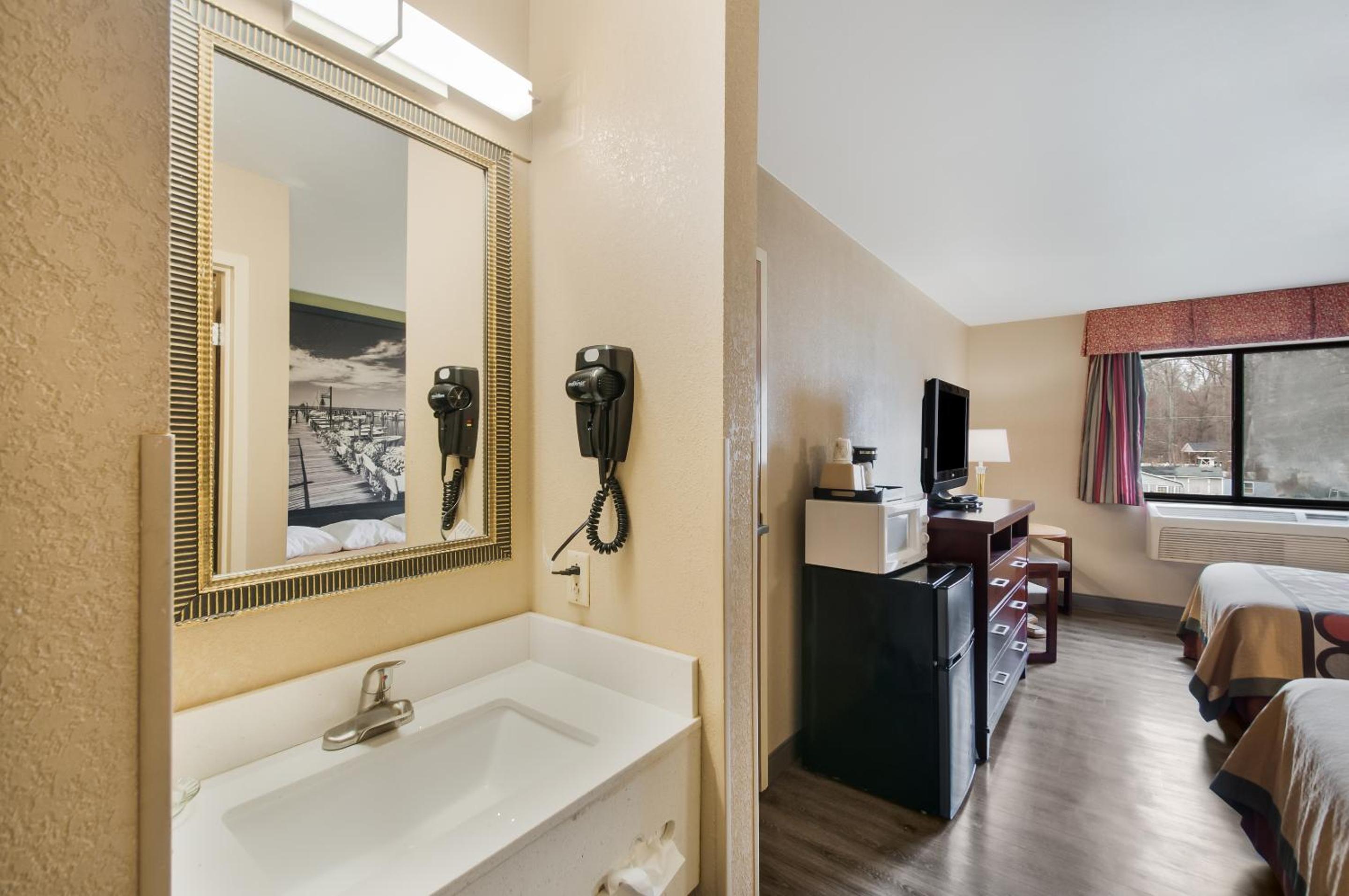 Double Room - Photo 5