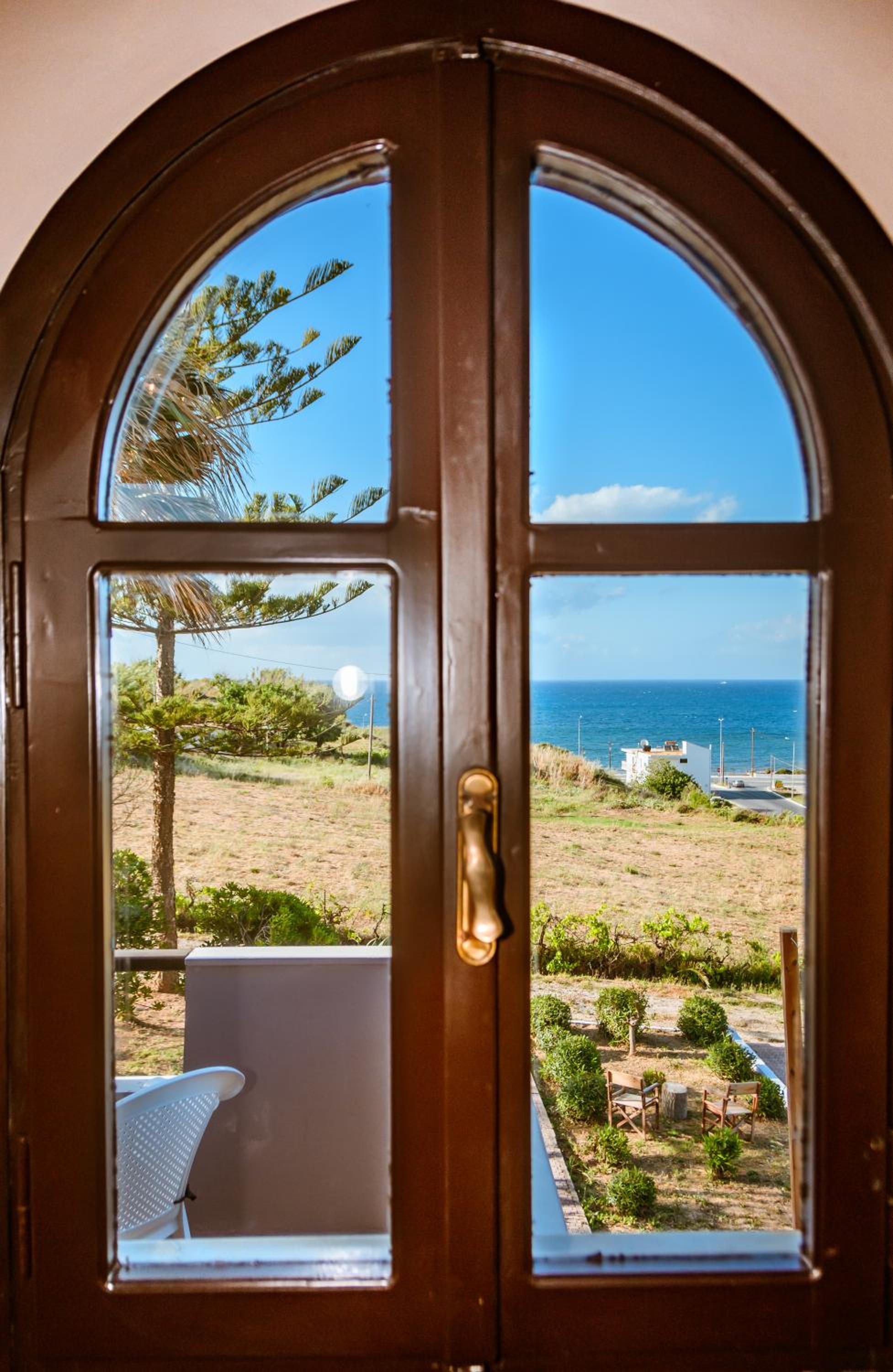 Studio with Sea View - Photo 35