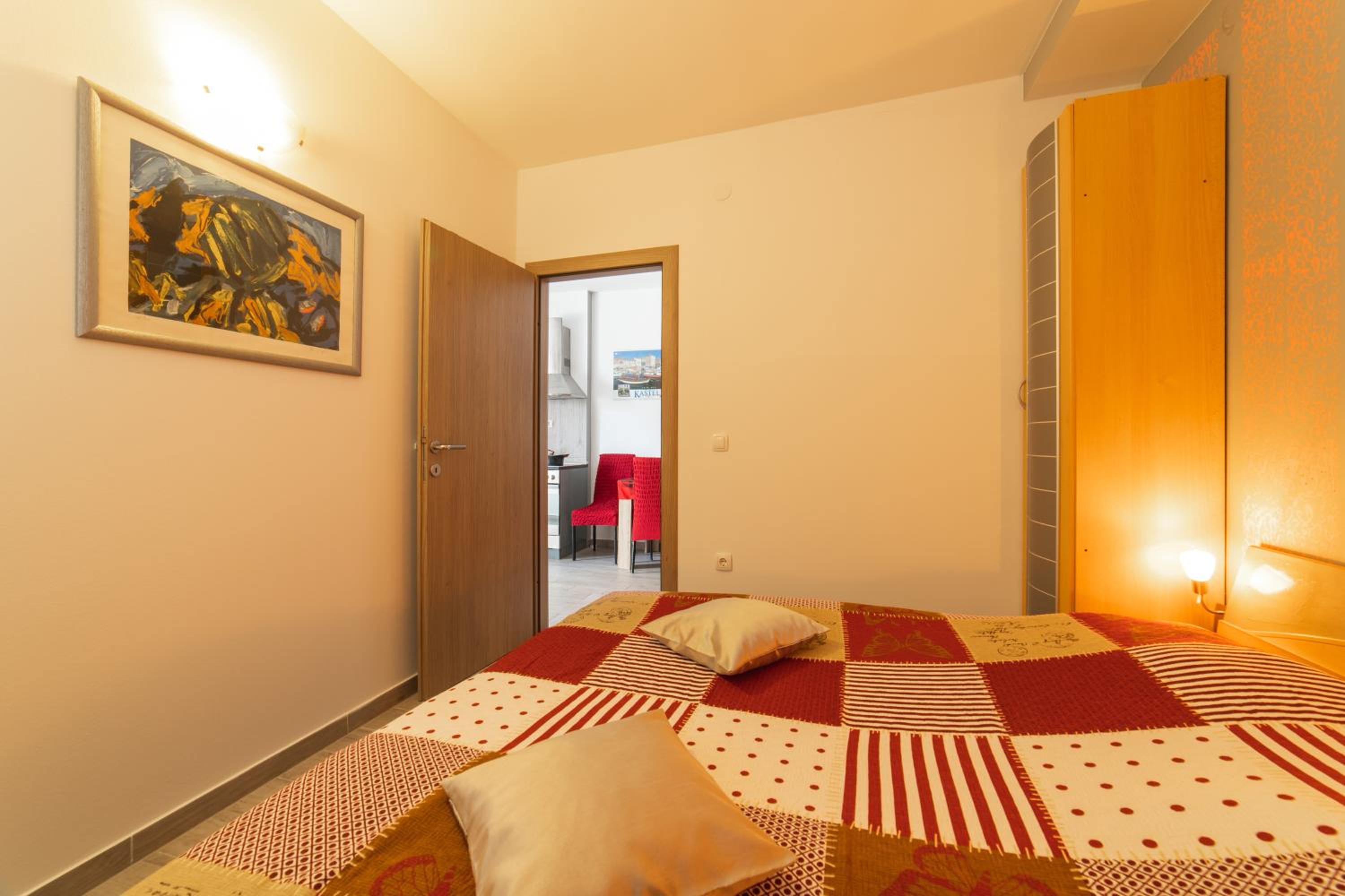 Two-Bedroom Apartment - Photo 19