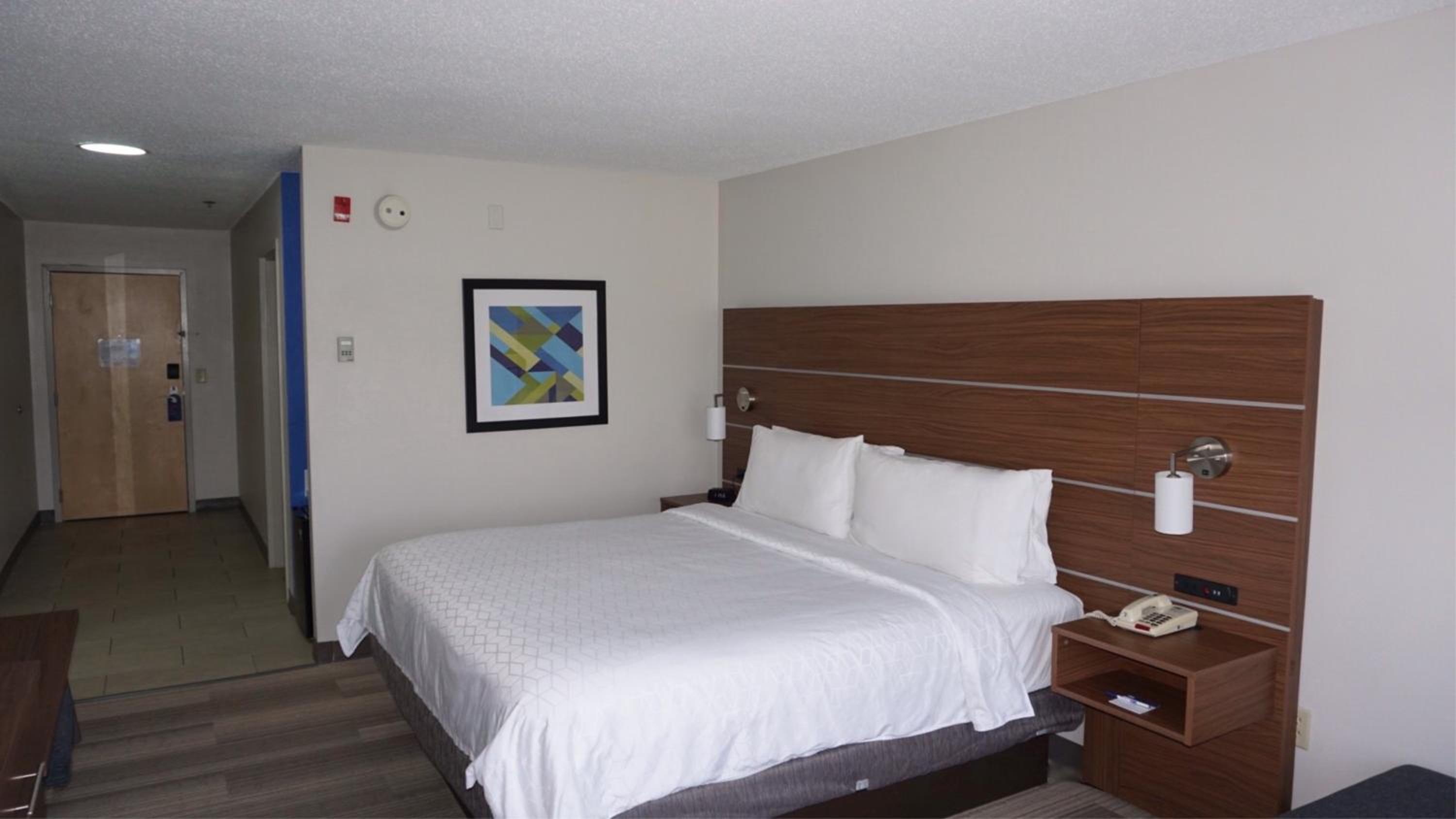 Standard King Room - Photo 1