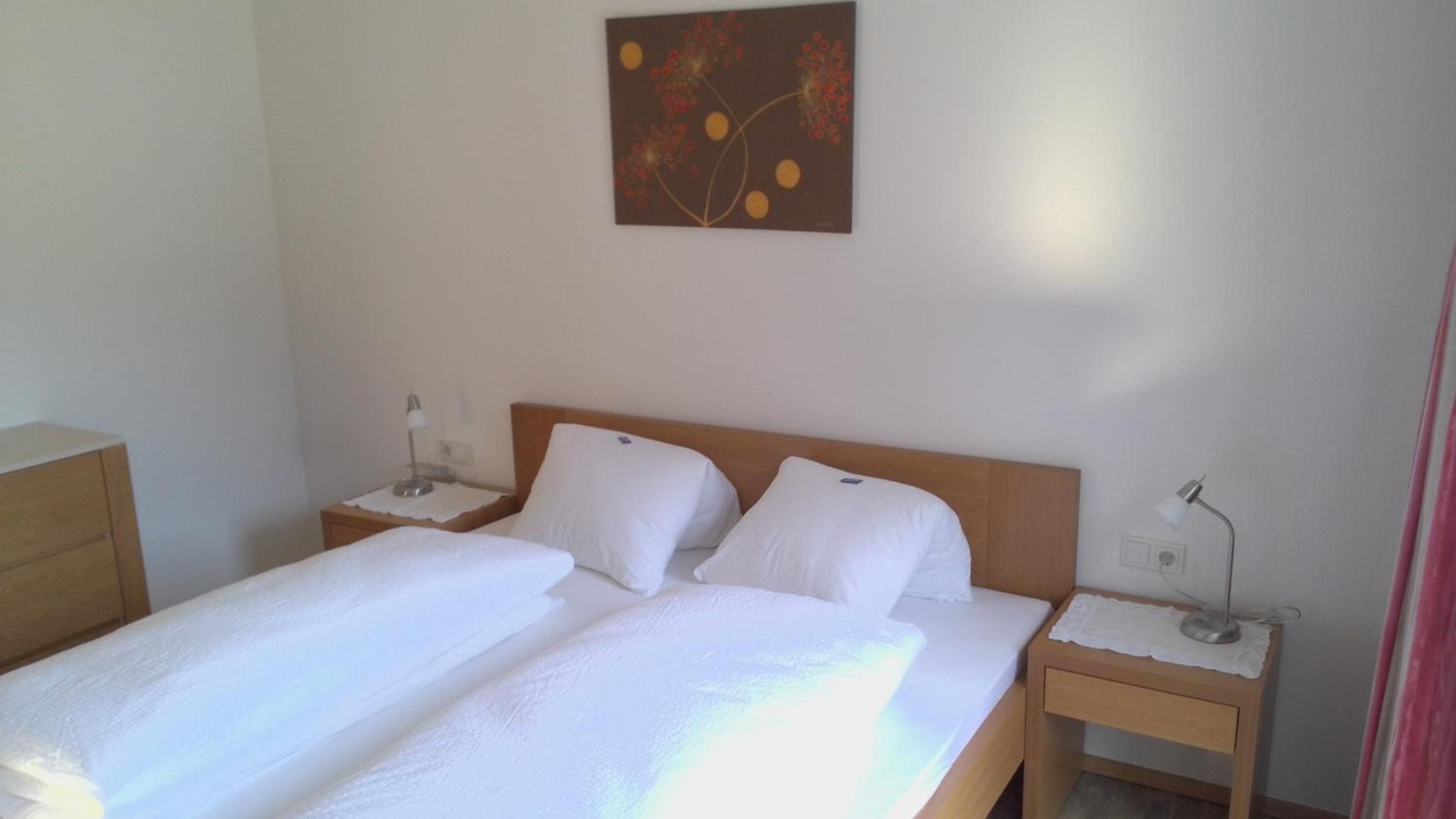 Two-Bedroom Apartment with Balcony photo 2